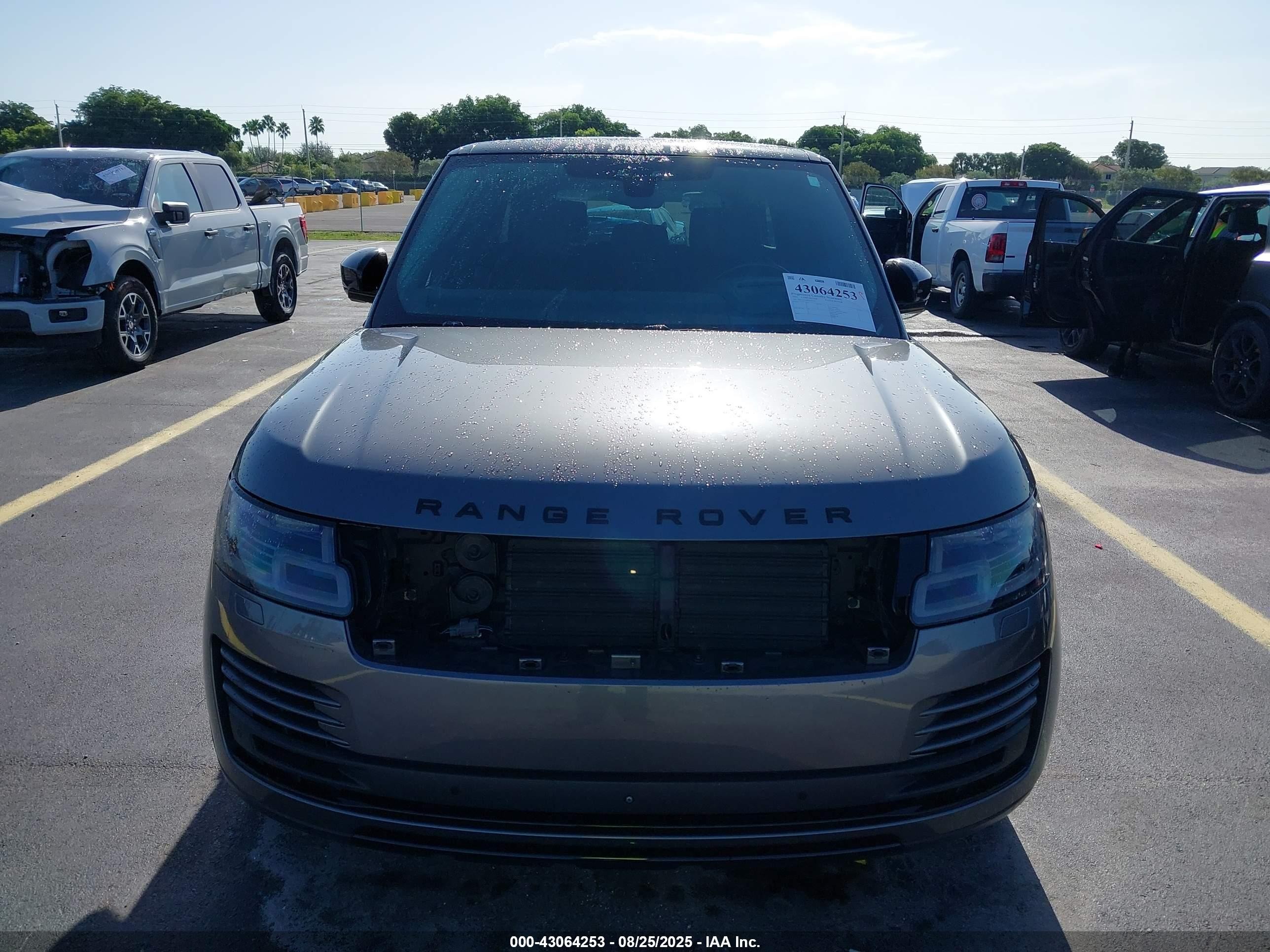 2018 Land Rover Range Rover 3.0l V6 Supercharged Hse Gray vin: SALGS2SV8JA514745