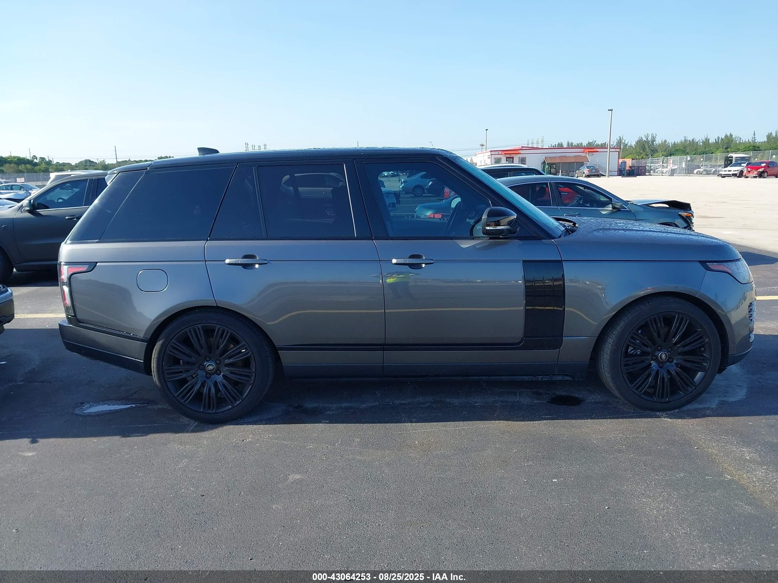 2018 Land Rover Range Rover 3.0l V6 Supercharged Hse Gray vin: SALGS2SV8JA514745