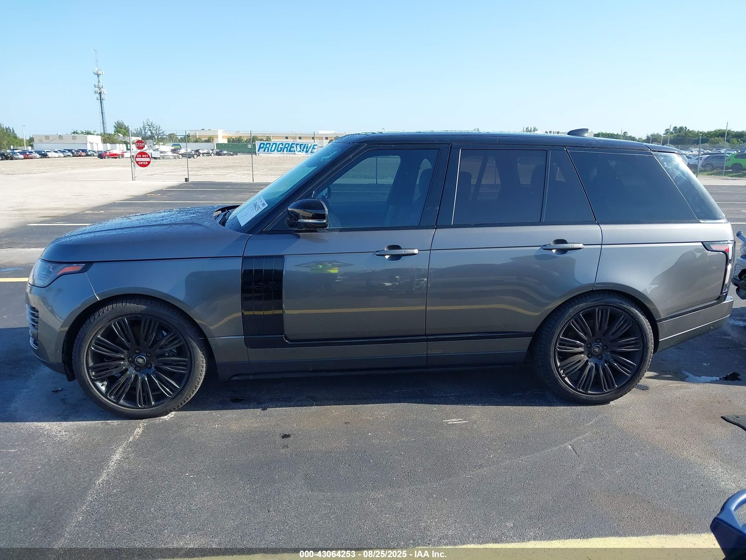 2018 Land Rover Range Rover 3.0l V6 Supercharged Hse Gray vin: SALGS2SV8JA514745