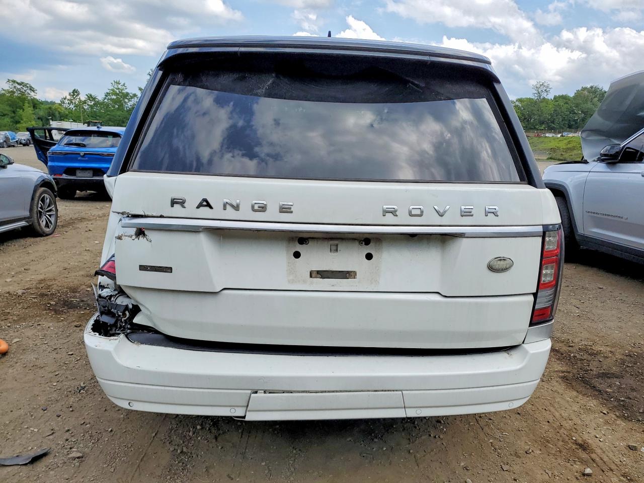 2015 Land Rover Range Rover Supercharged White vin: SALGS2TF2FA239470