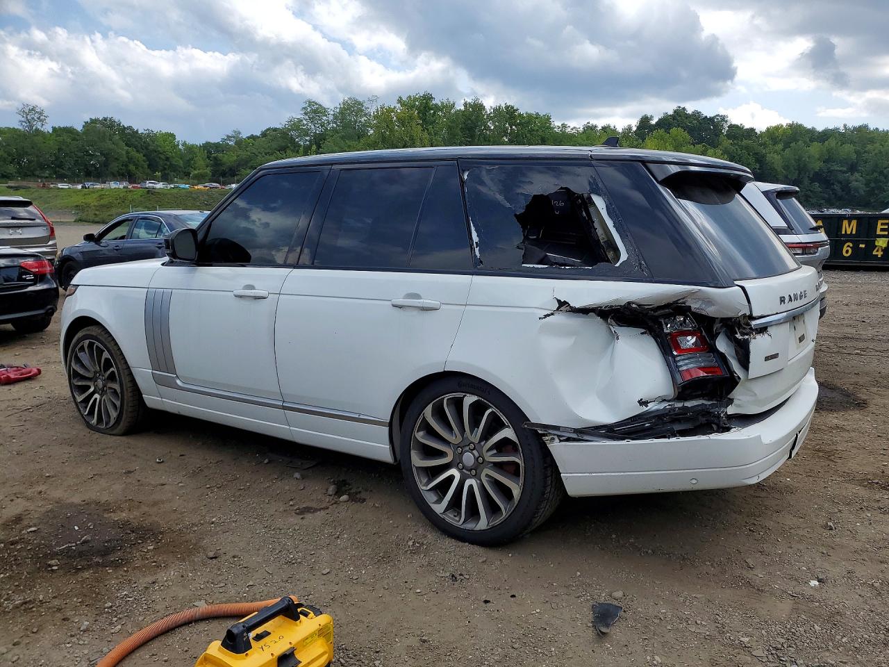 2015 Land Rover Range Rover Supercharged White vin: SALGS2TF2FA239470