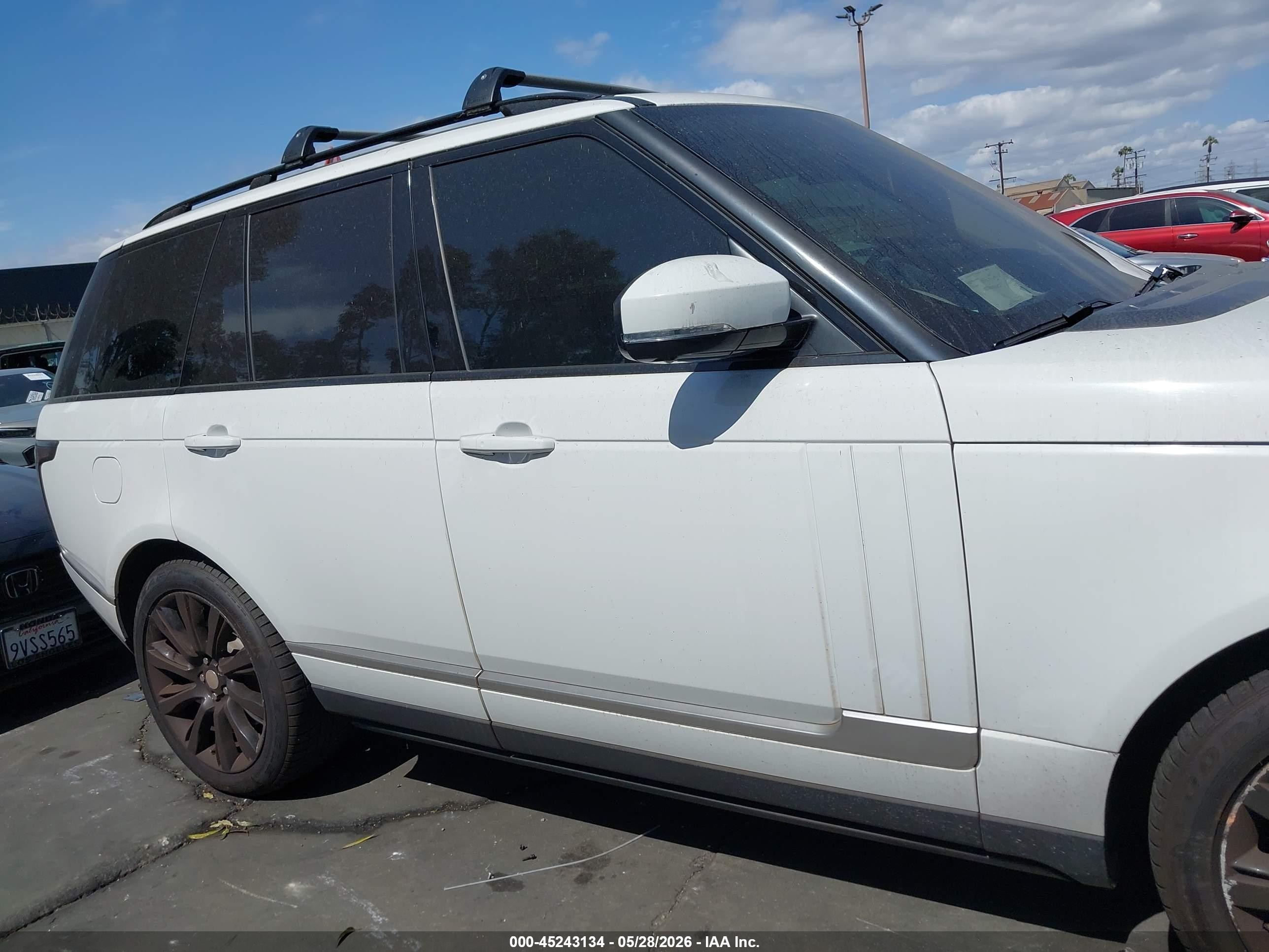 2014 Land Rover Range Rover 5.0l V8 Supercharged/5.0l V8 Supercharged Ebony Edition White vin: SALGS2TF3EA193033
