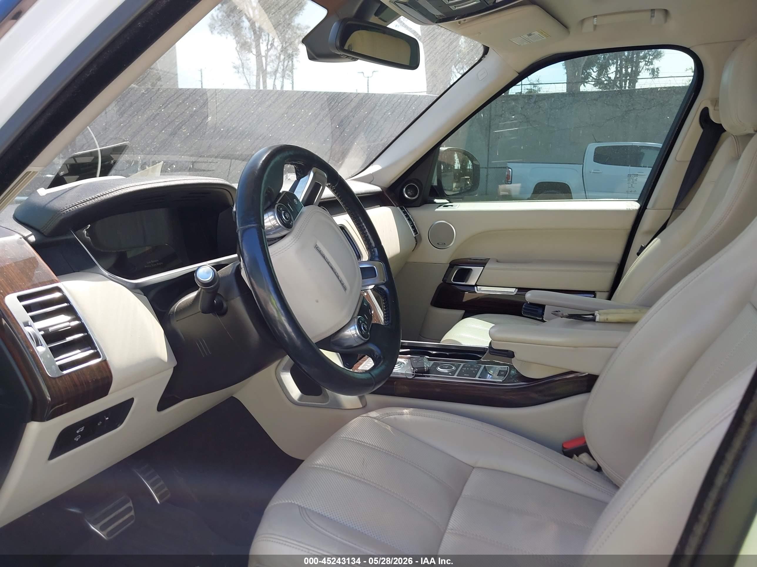 2014 Land Rover Range Rover 5.0l V8 Supercharged/5.0l V8 Supercharged Ebony Edition White vin: SALGS2TF3EA193033