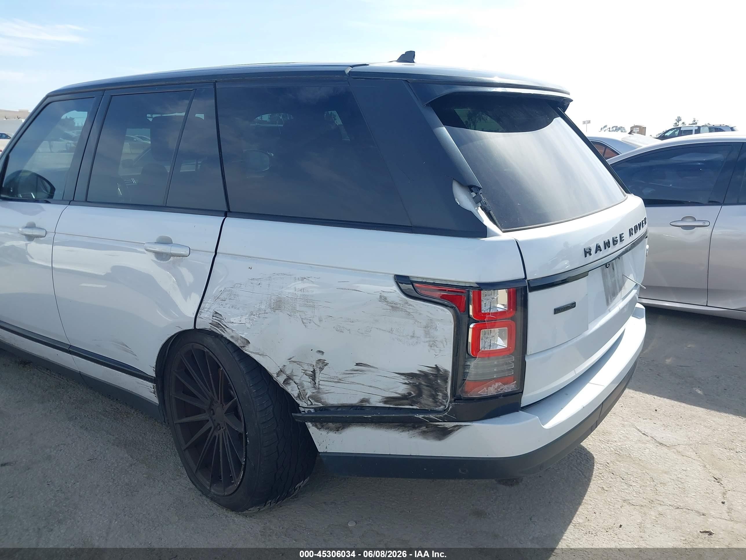 2015 Land Rover Range Rover 5.0l V8 Supercharged White vin: SALGS2TF9FA236419