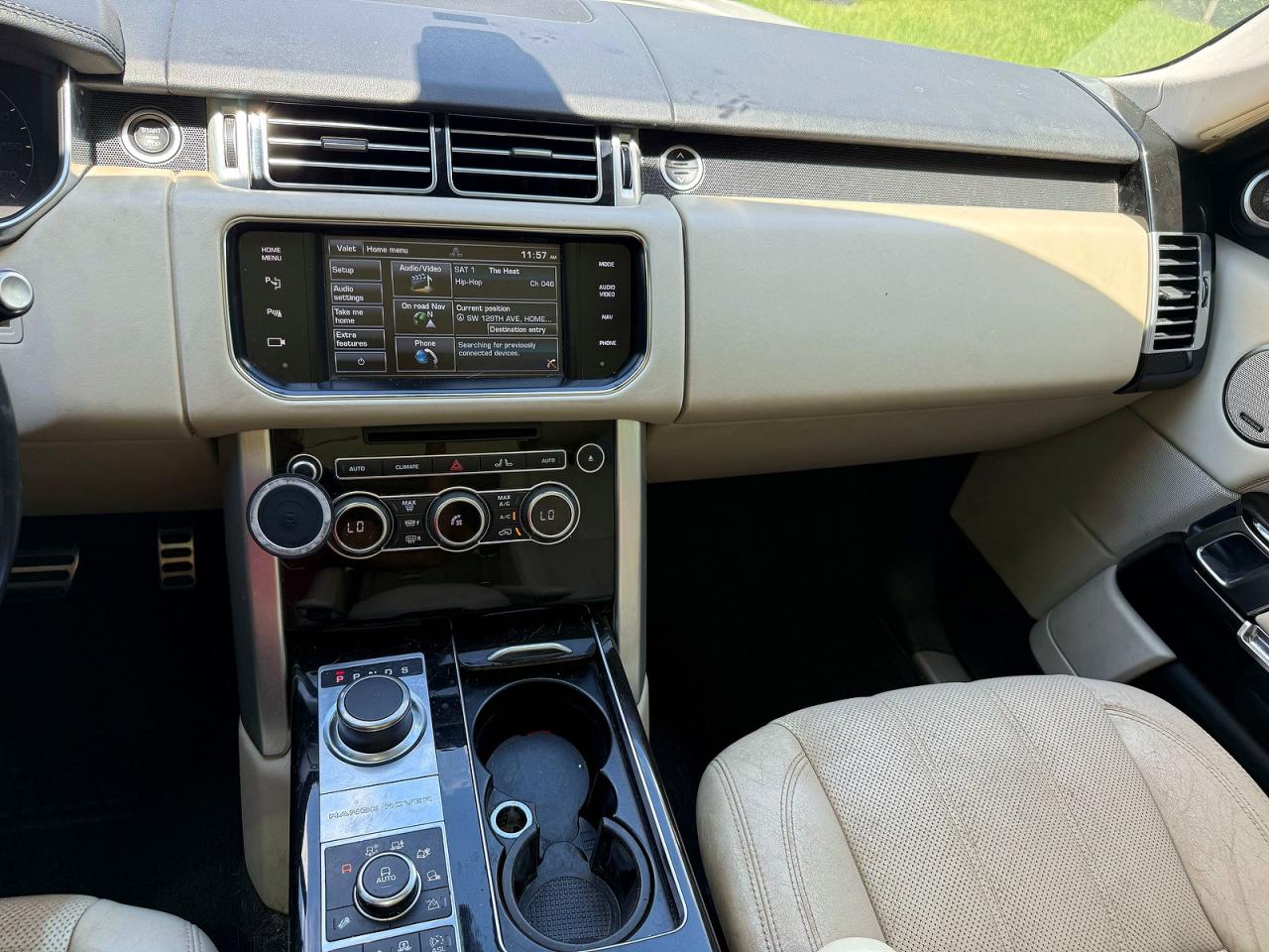 2015 Land Rover Range Rover Supercharged White vin: SALGS2TFXFA200867