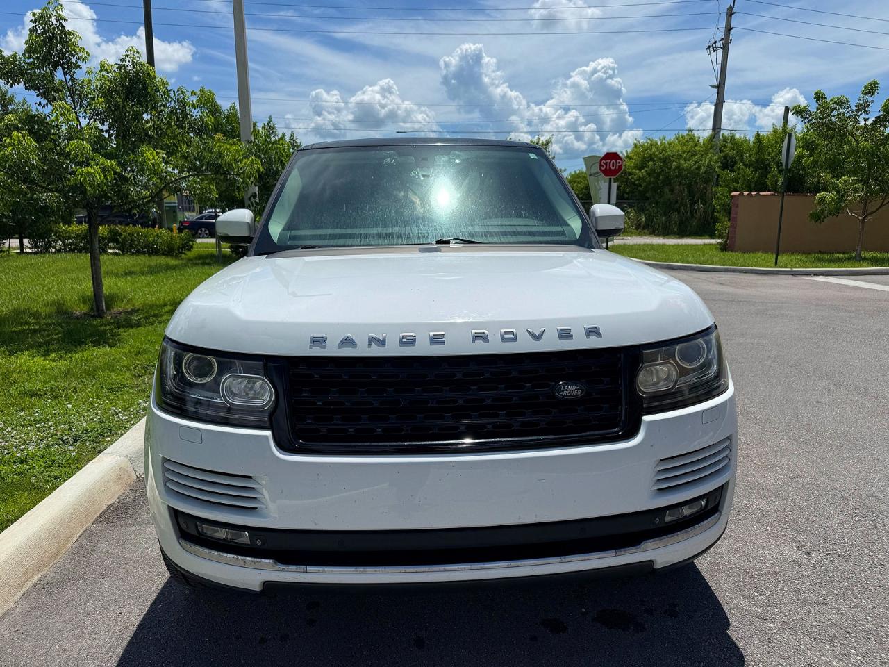 2015 Land Rover Range Rover Supercharged White vin: SALGS2TFXFA200867