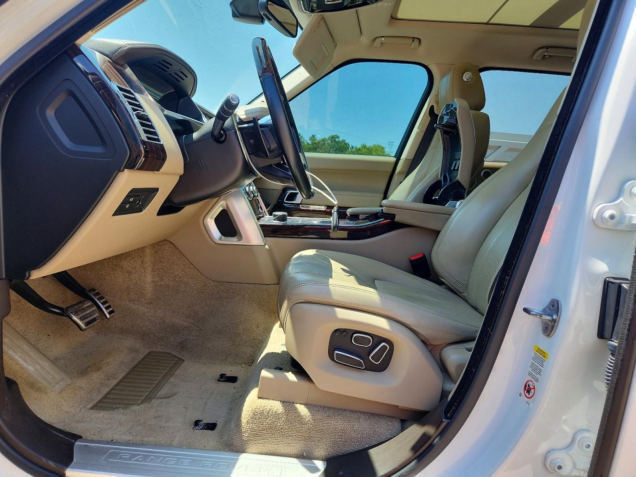 2015 Land Rover Range Rover Supercharged White vin: SALGS2TFXFA220455