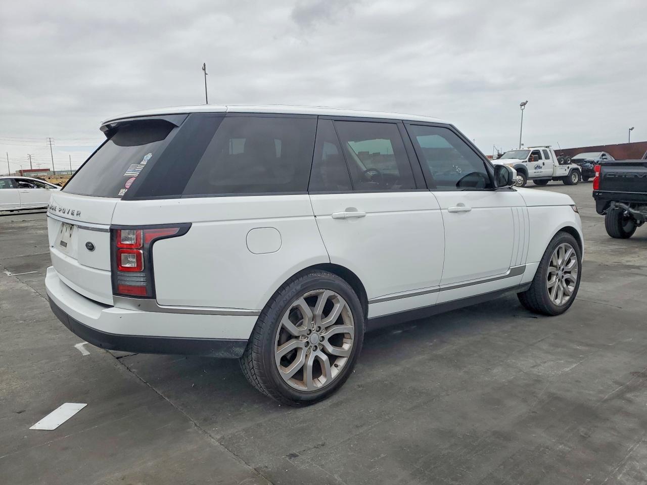 2015 Land Rover Range Rover Hse White vin: SALGS2VF0FA226228