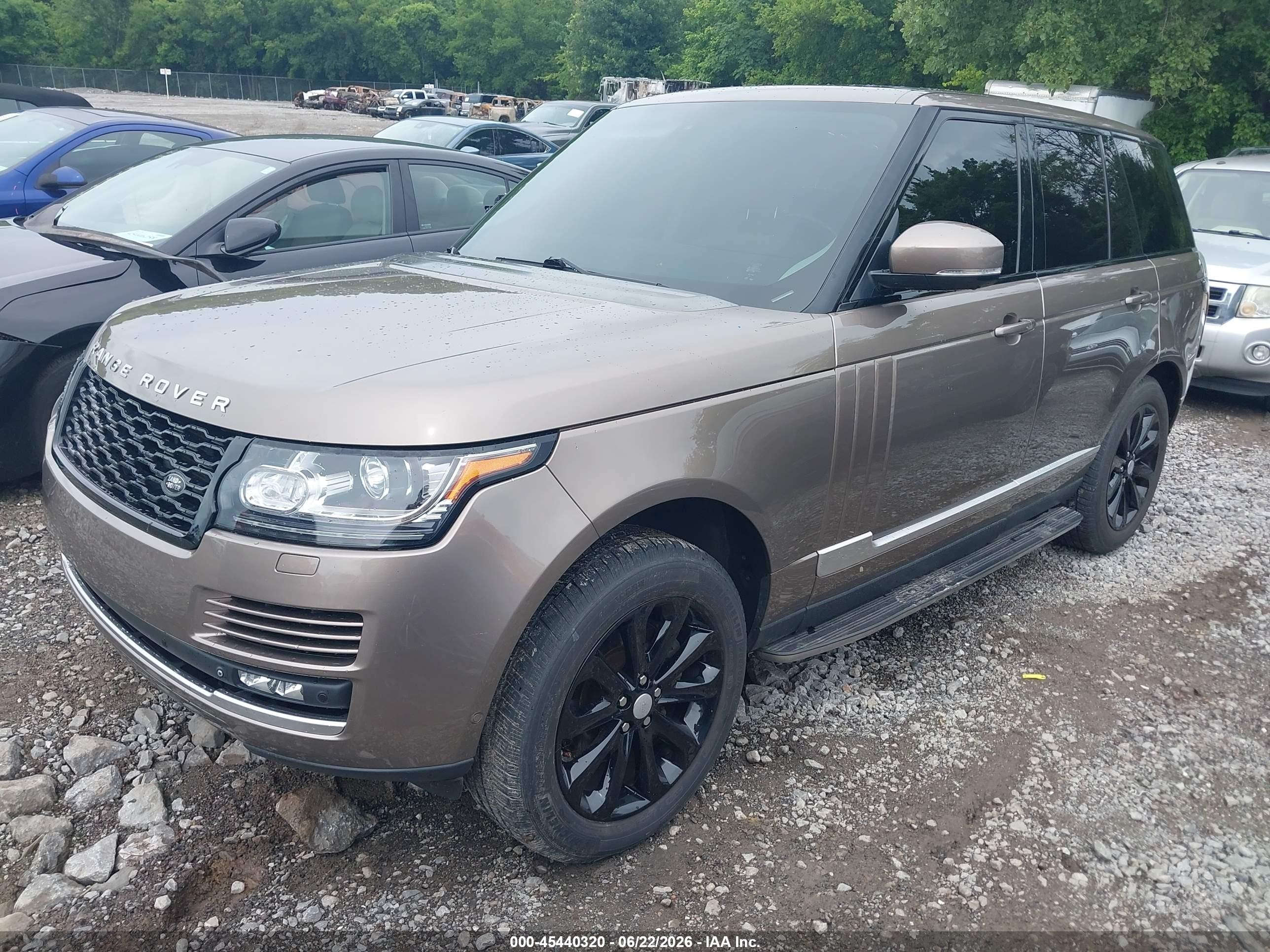 2015 Land Rover Range Rover 3.0l V6 Supercharged Hse Champagne vin: SALGS2VF3FA242228