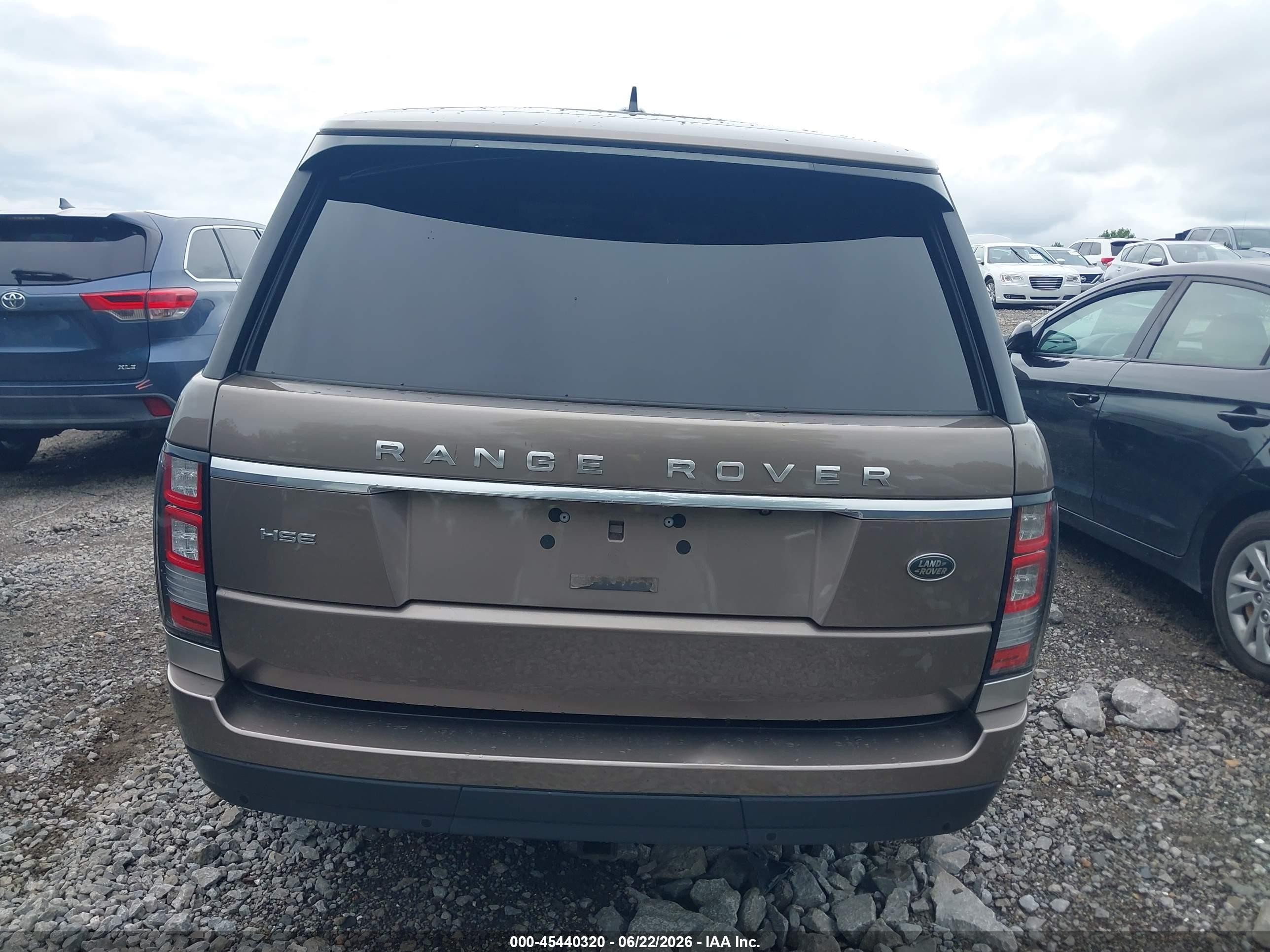 2015 Land Rover Range Rover 3.0l V6 Supercharged Hse Champagne vin: SALGS2VF3FA242228