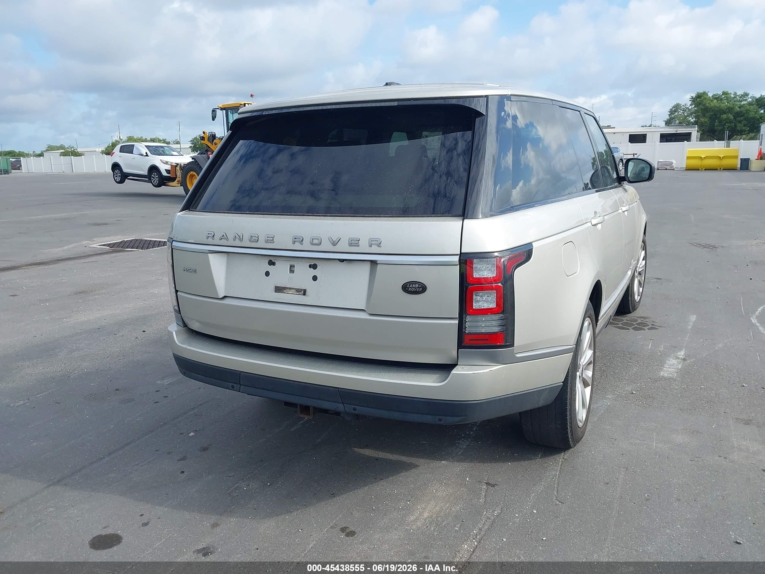 2014 Land Rover Range Rover 3.0l V6 Supercharged Hse Silver vin: SALGS2VF5EA131338