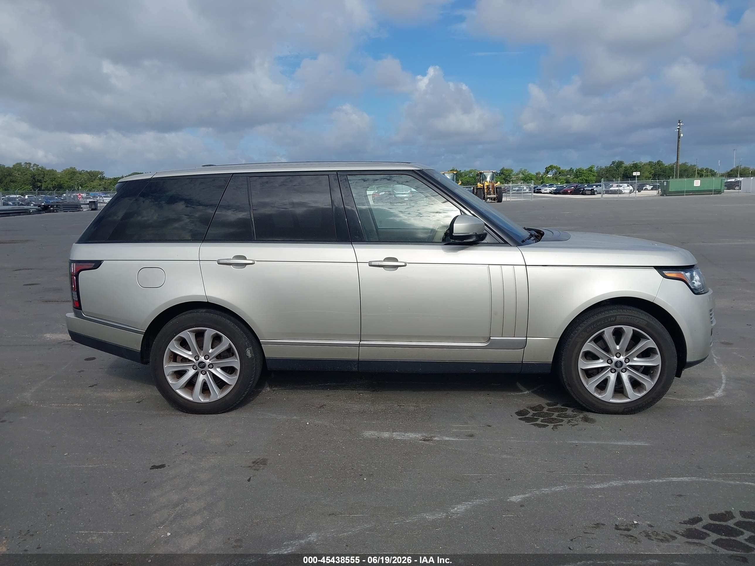 2014 Land Rover Range Rover 3.0l V6 Supercharged Hse Silver vin: SALGS2VF5EA131338