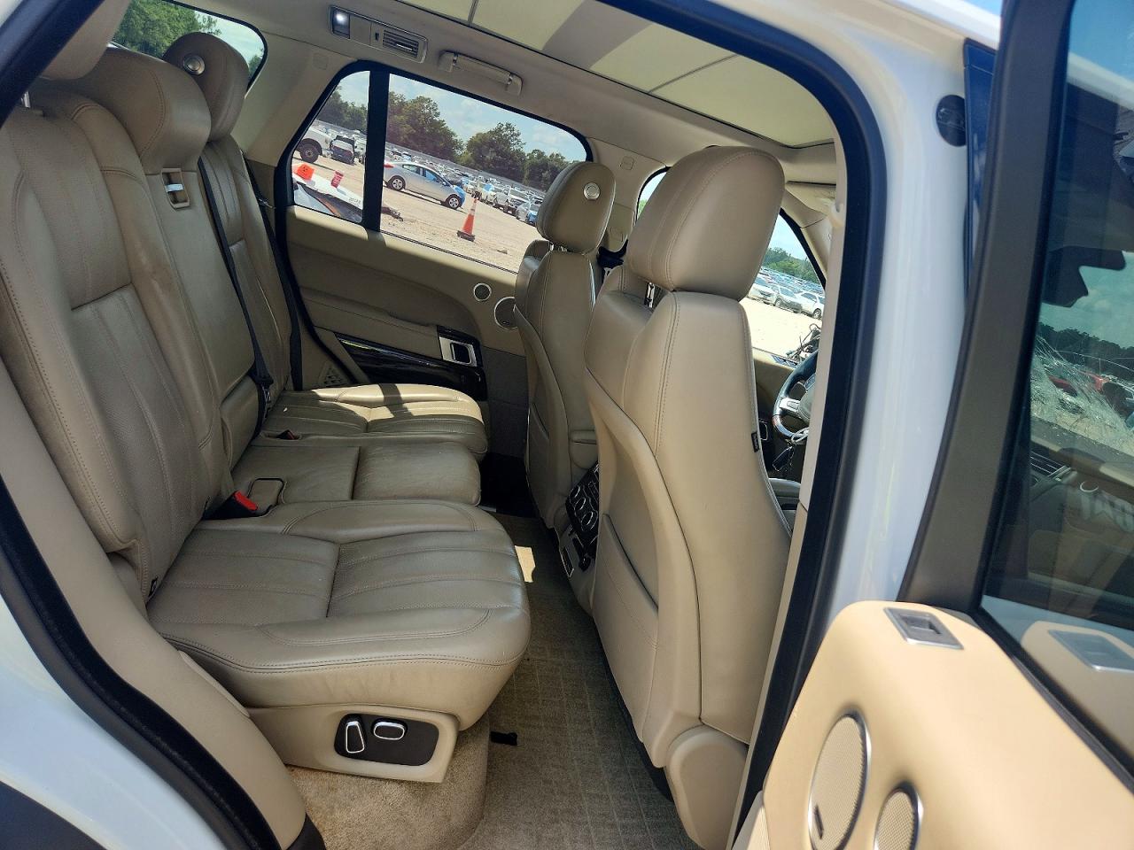 2015 Land Rover Range Rover Hse White vin: SALGS2VF8FA224470