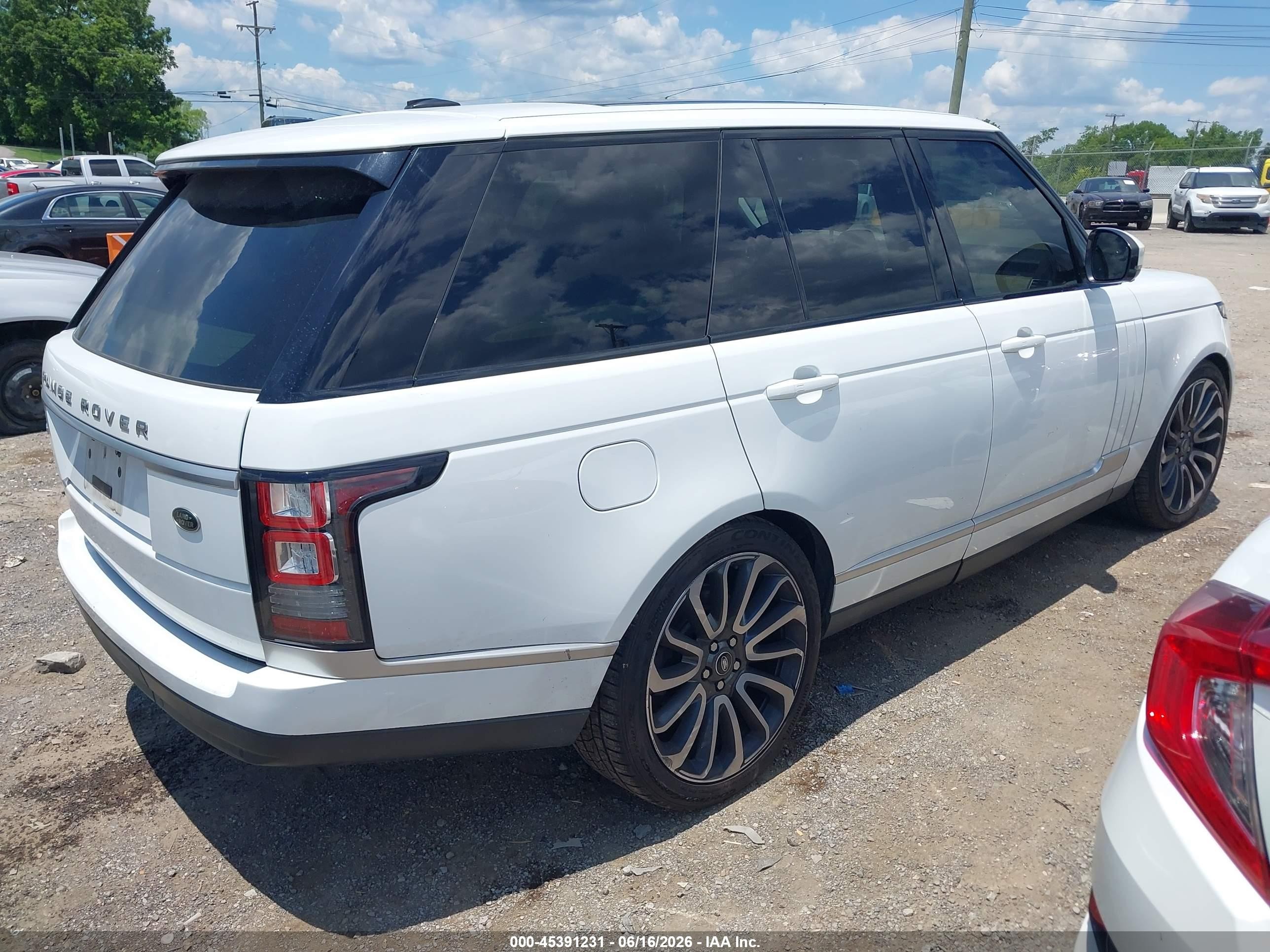 2014 Land Rover Range Rover 3.0l V6 Supercharged Hse White vin: SALGS2WF7EA167630