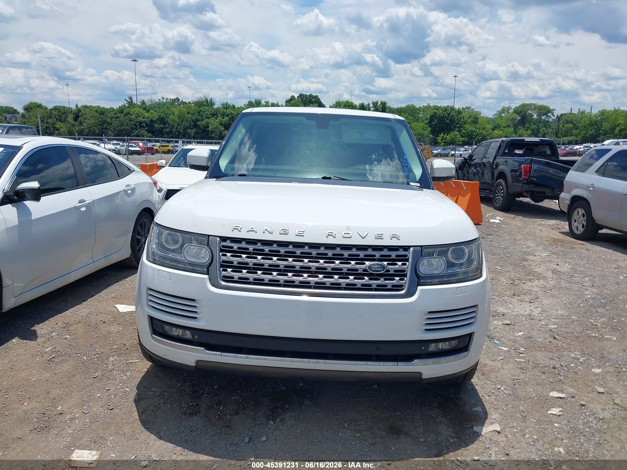 2014 Land Rover Range Rover 3.0l V6 Supercharged Hse White vin: SALGS2WF7EA167630