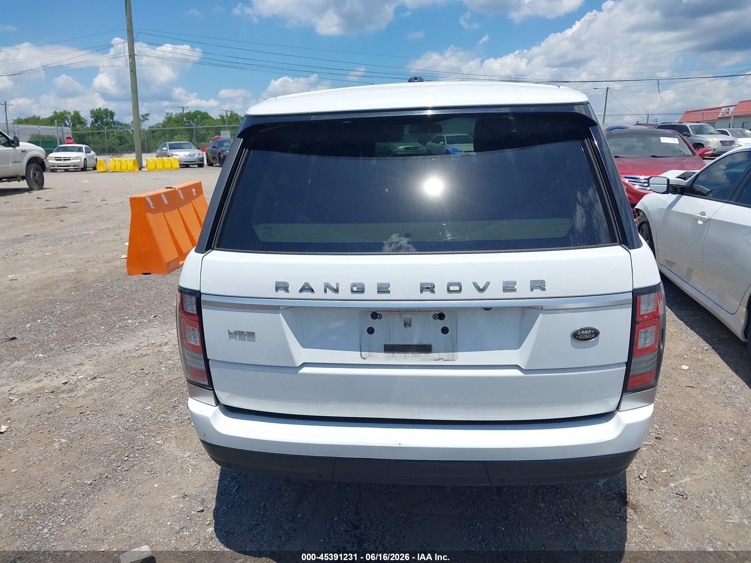 2014 Land Rover Range Rover 3.0l V6 Supercharged Hse White vin: SALGS2WF7EA167630