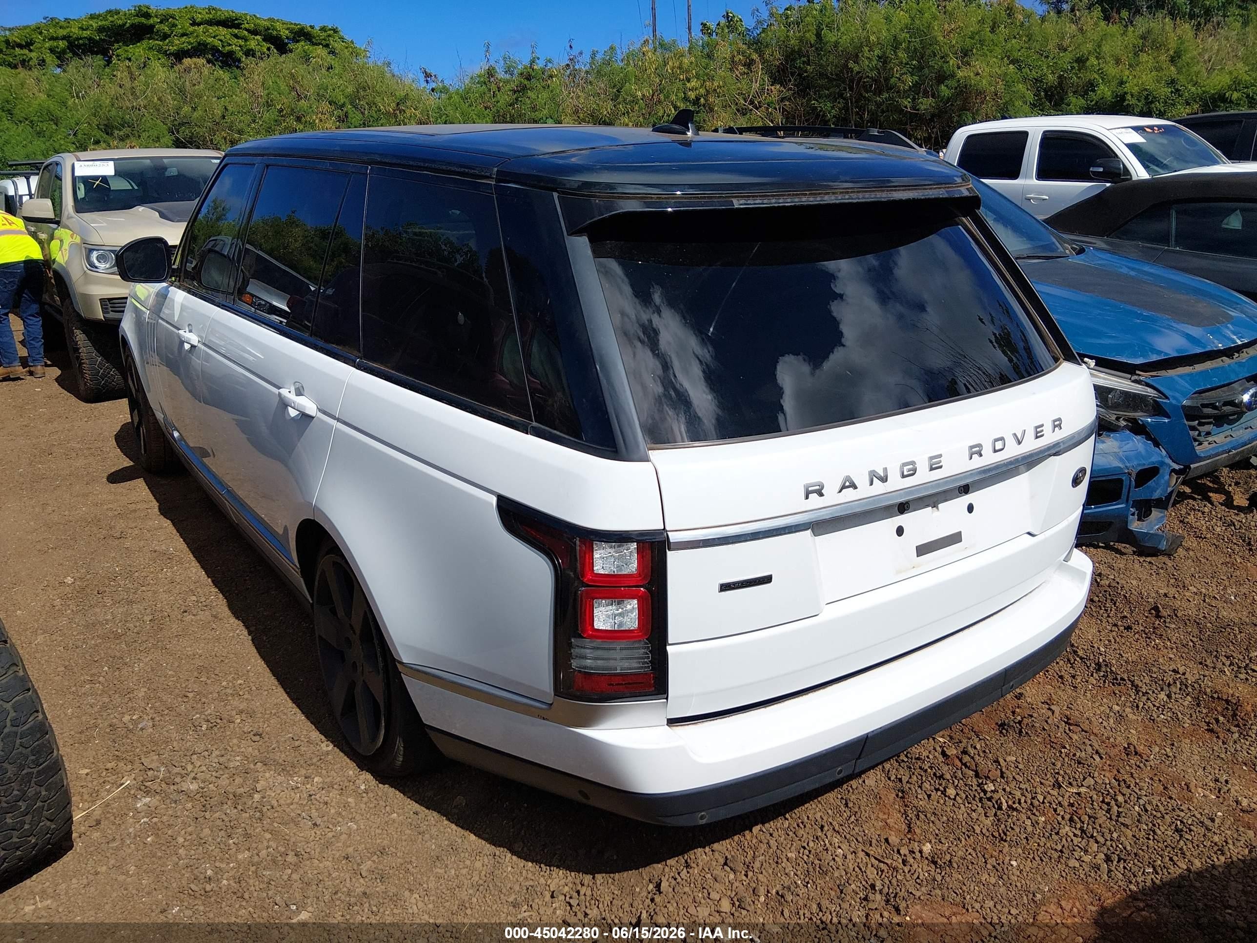 2015 Land Rover Range Rover 5.0l V8 Supercharged Белый vin: SALGS3TF0FA226514