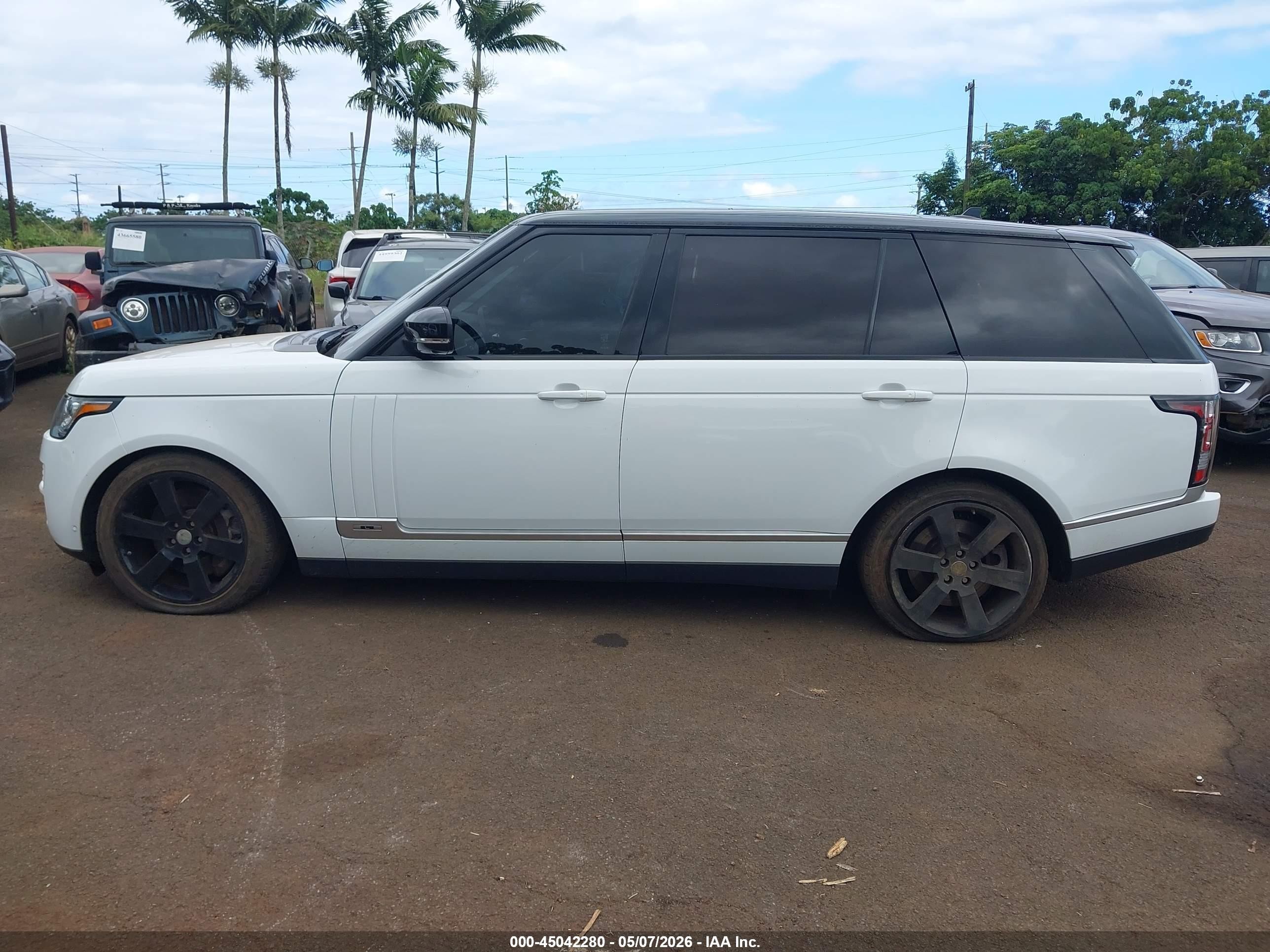2015 Land Rover Range Rover 5.0l V8 Supercharged Белый vin: SALGS3TF0FA226514