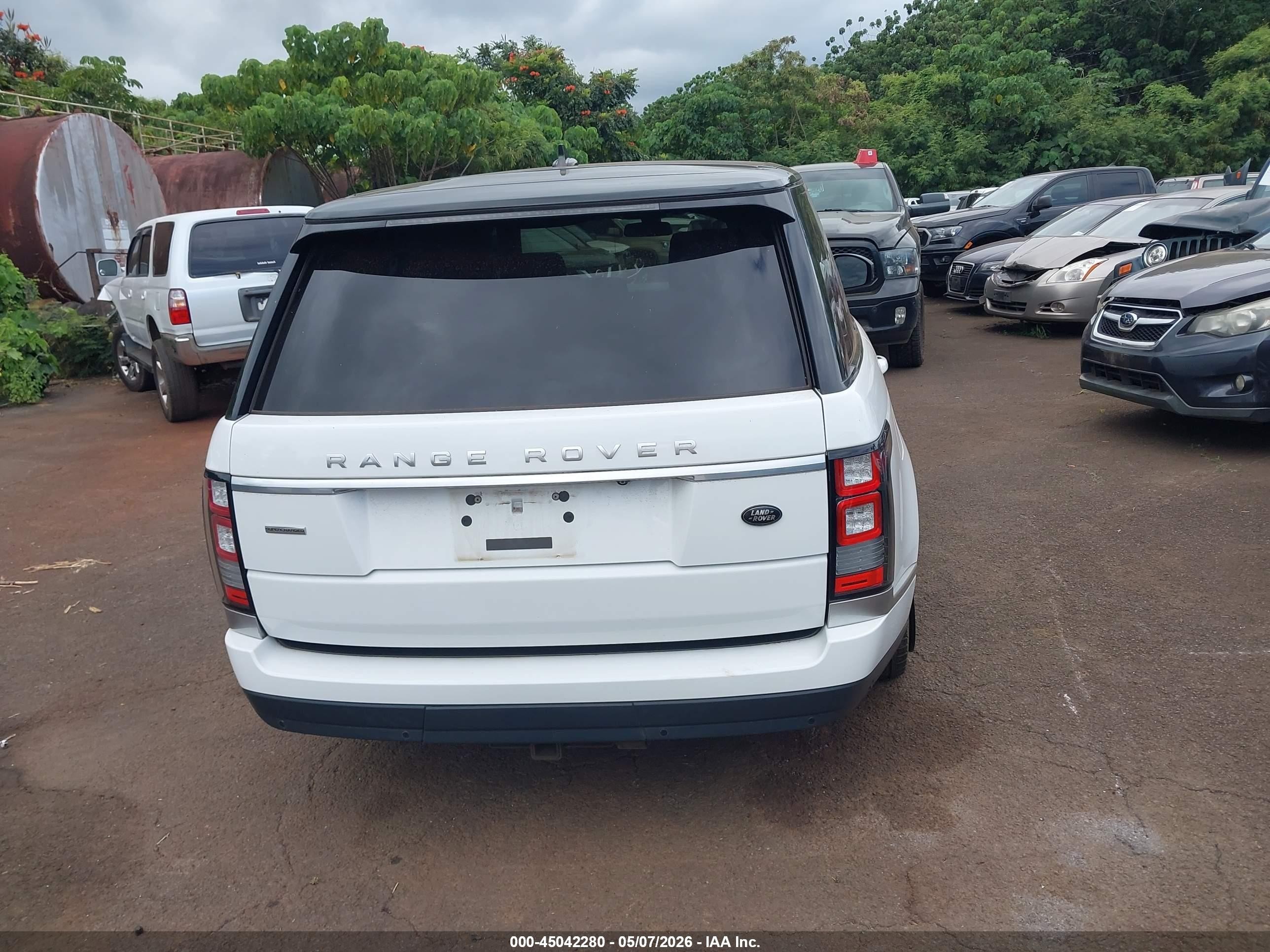 2015 Land Rover Range Rover 5.0l V8 Supercharged Белый vin: SALGS3TF0FA226514