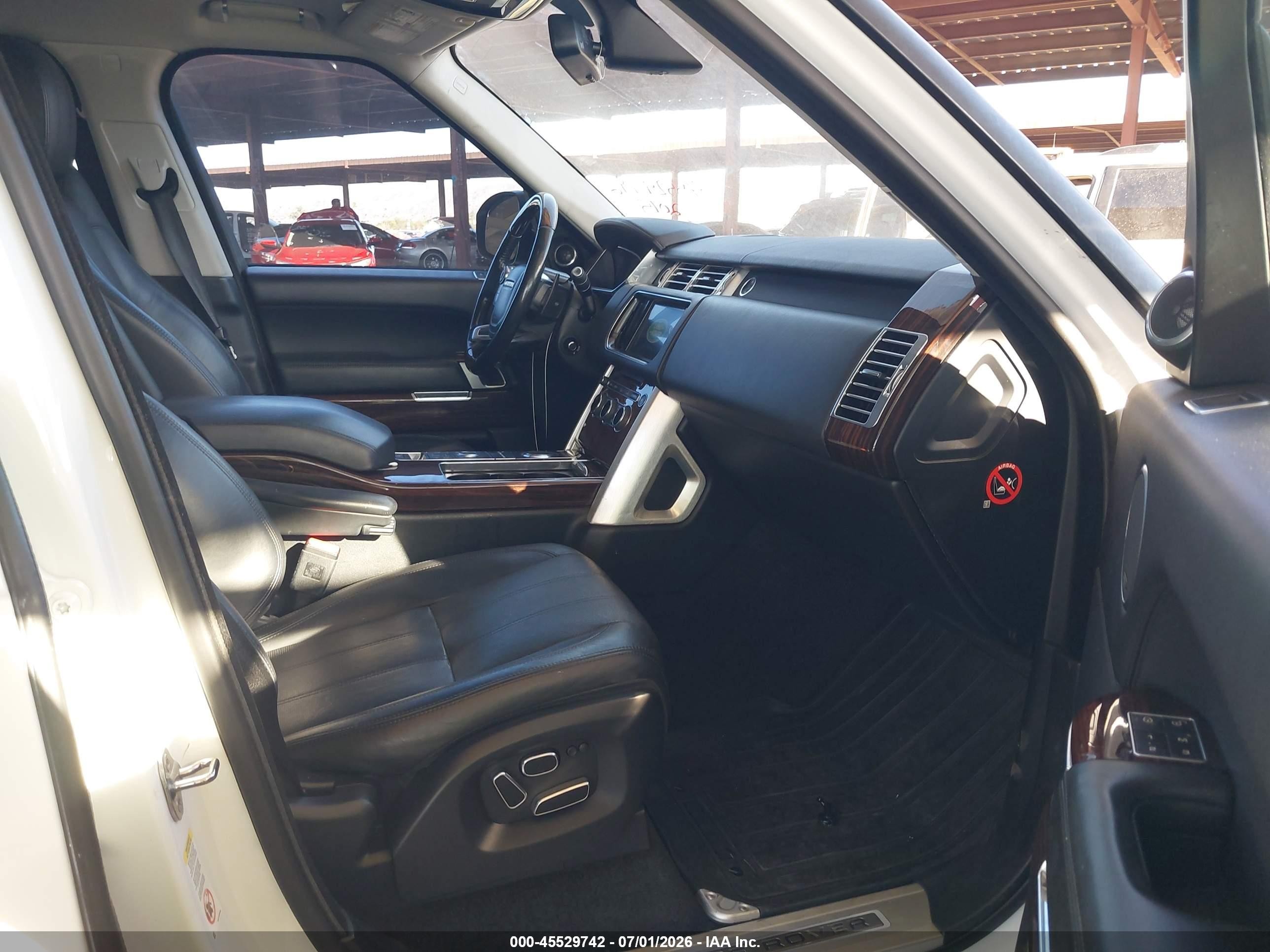 2015 Land Rover Range Rover 5.0l V8 Supercharged White vin: SALGS3TF2FA239992