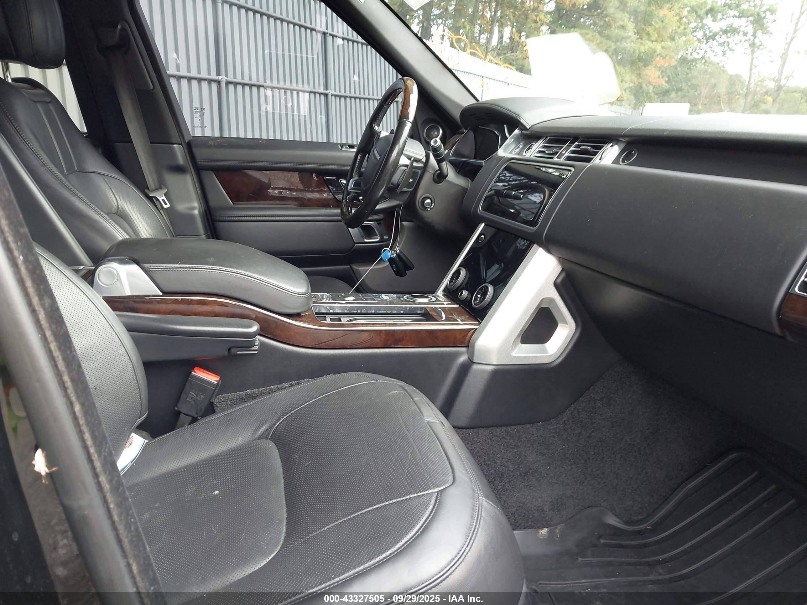 2018 Land Rover Range Rover 5.0l V8 Supercharged Black vin: SALGS5RE6JA380406