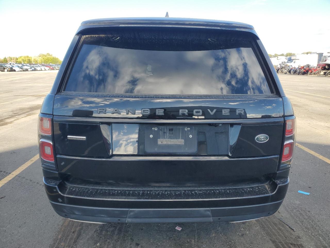 2018 Land Rover Range Rover Supercharged Черный vin: SALGS5REXJA381865