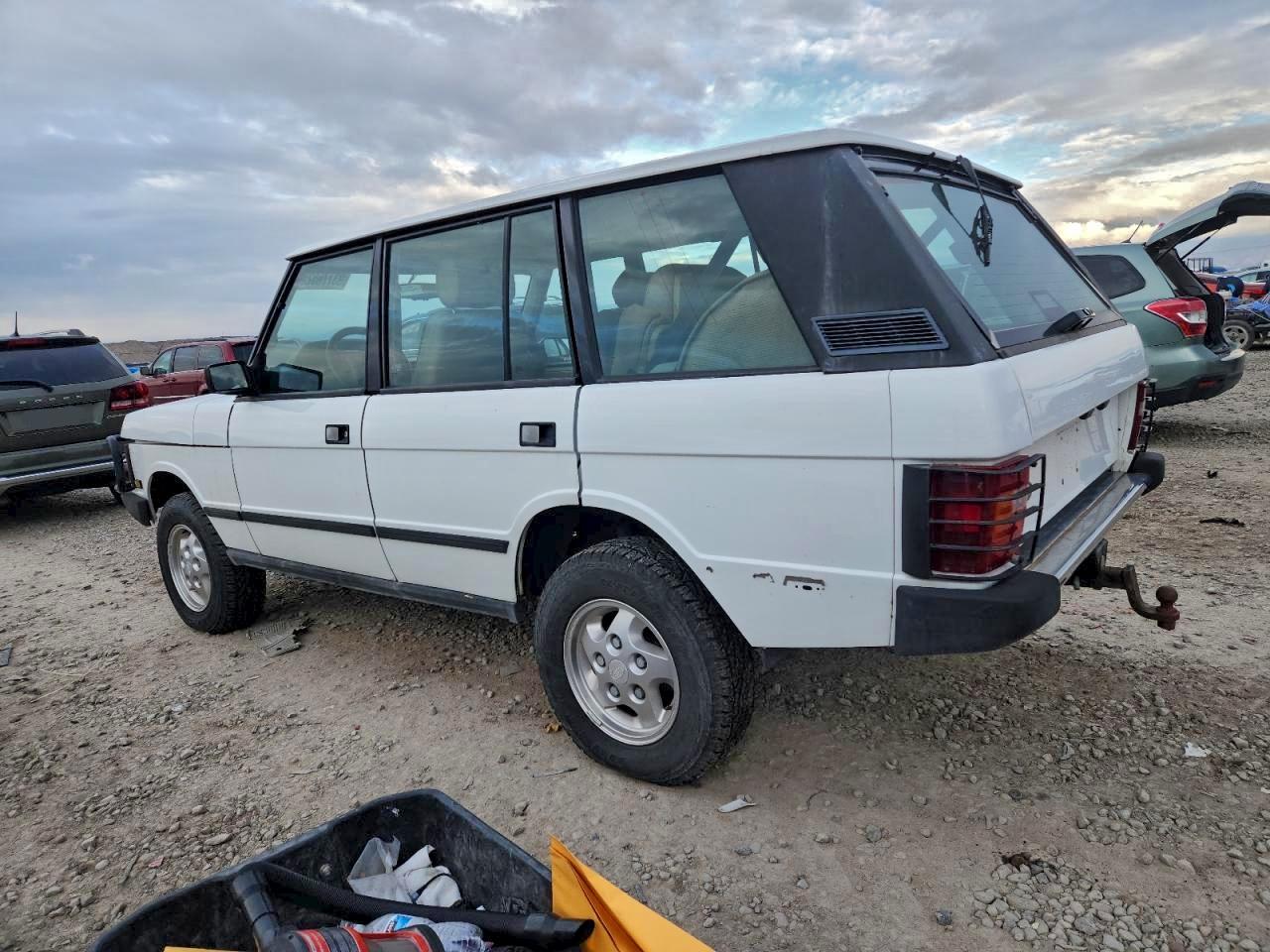 1995 Land Rover Range Rover Long Wheelbase White vin: SALHC1348SA650148