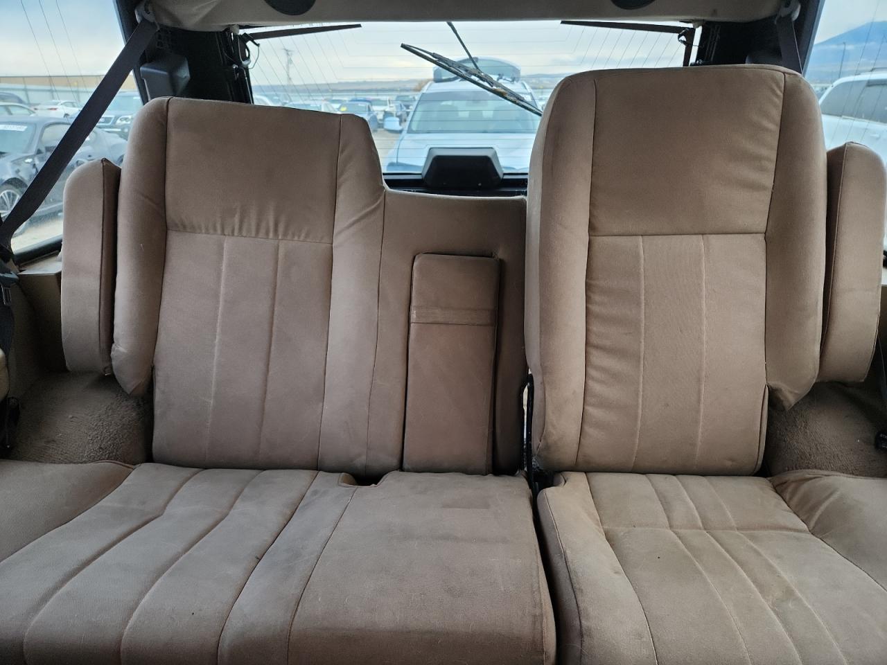 1995 Land Rover Range Rover Long Wheelbase White vin: SALHC1348SA650148