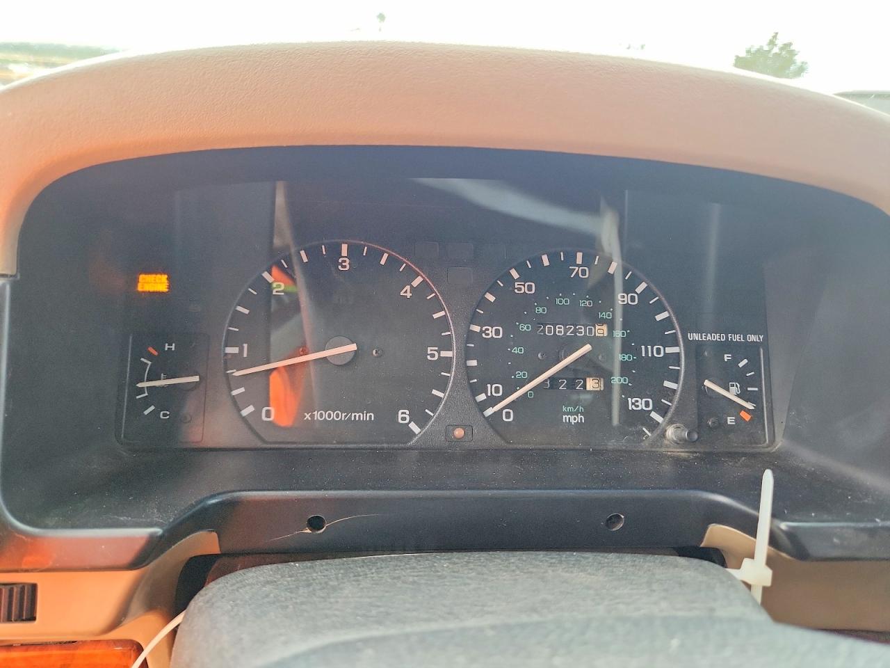 1997 Land Rover Discovery White vin: SALJY1246VA719704