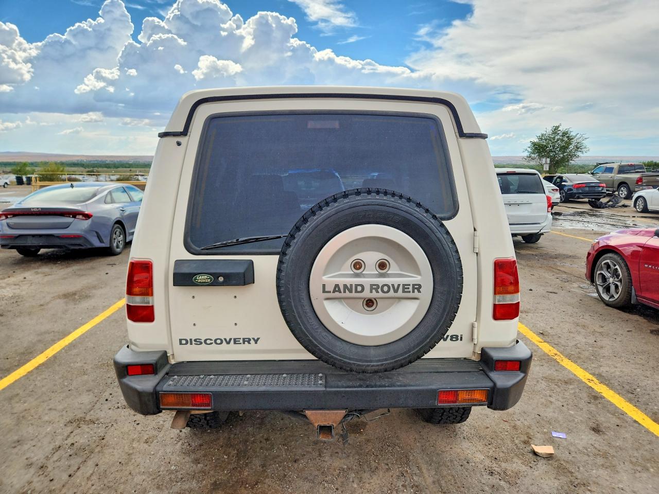1997 Land Rover Discovery White vin: SALJY1246VA719704