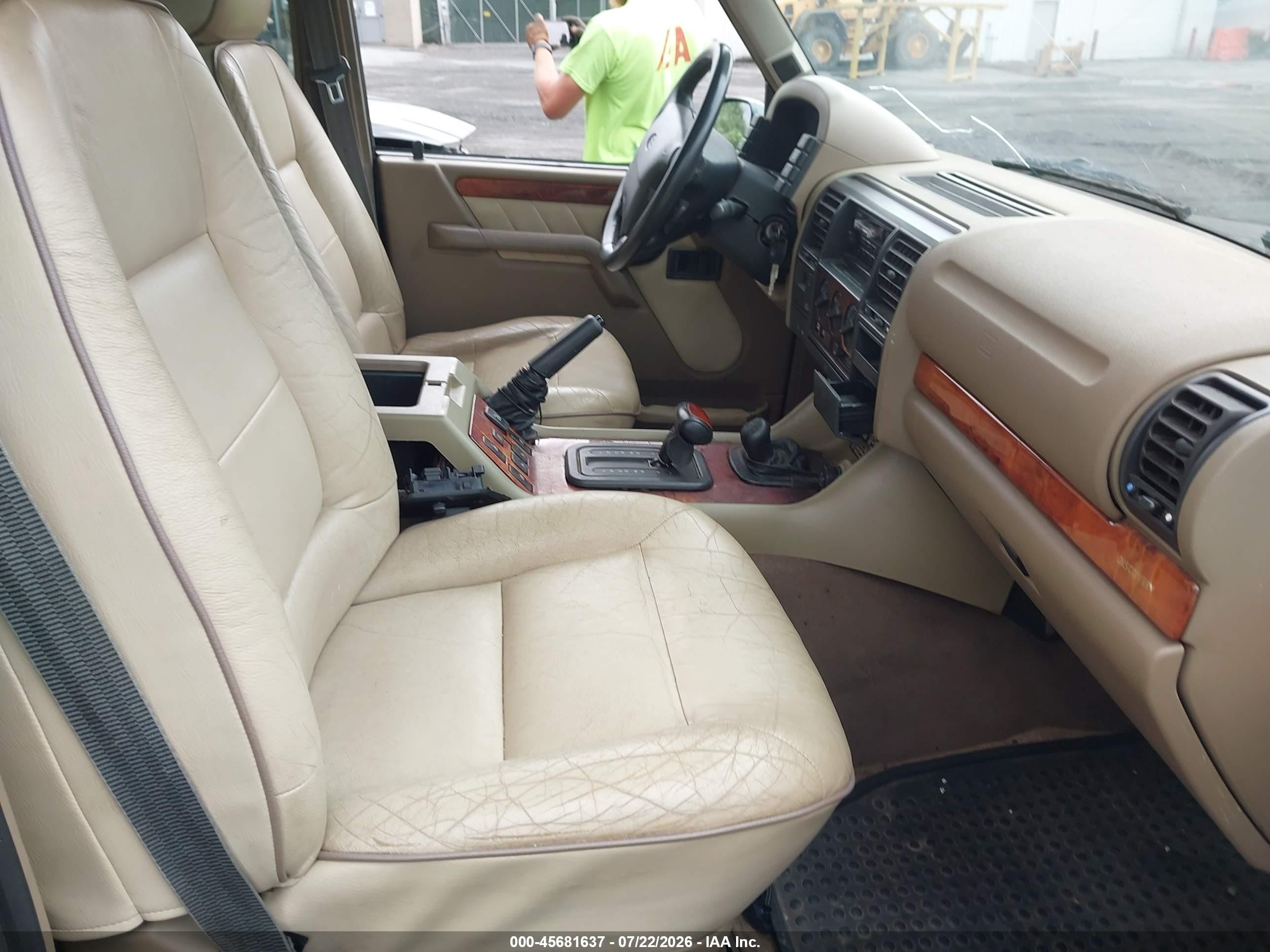 1998 Land Rover Discovery Le/ls Green vin: SALJY1249WA752066