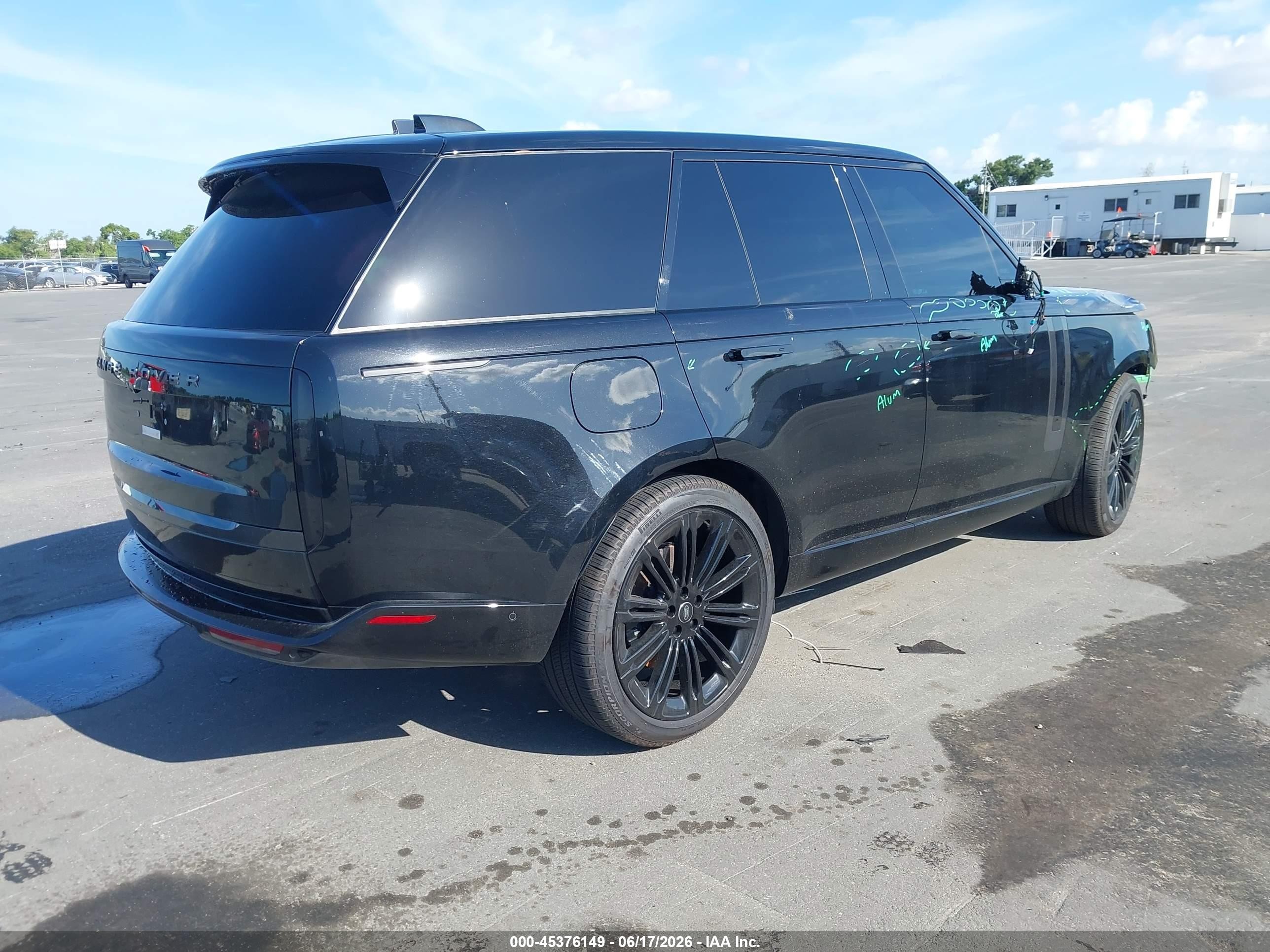 2025 Land Rover Range Rover P530 Se Black vin: SALKP9E96SA295093