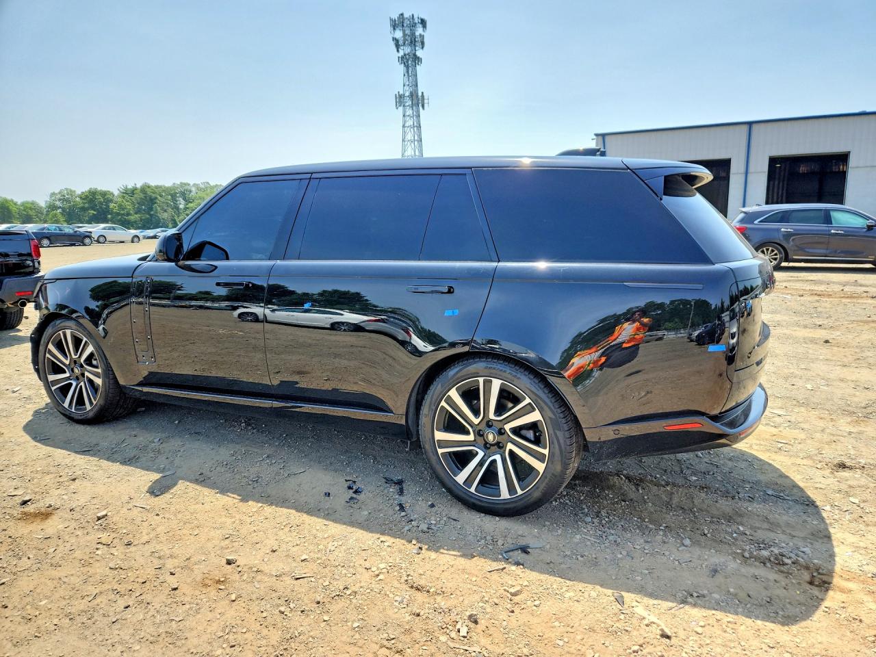 2023 Land Rover Range Rover Se Black vin: SALKPBFU3PA076707