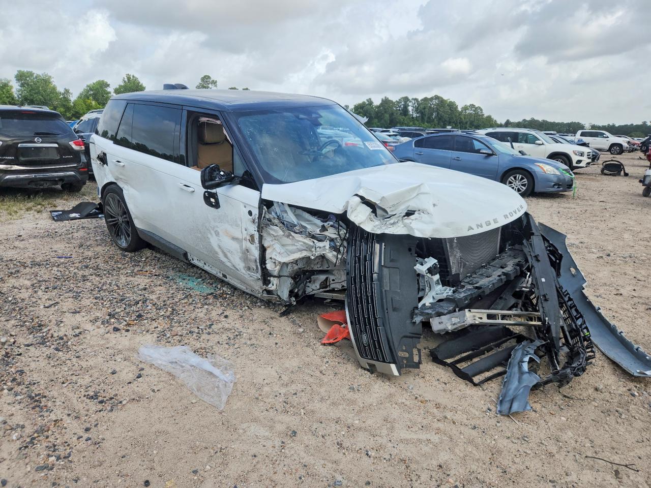 2025 Land Rover Range Rover Se White vin: SALKPBFU8SA293257