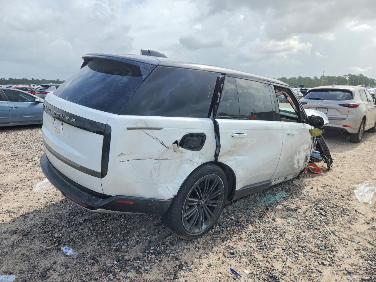 2025 Land Rover Range Rover Se White vin: SALKPBFU8SA293257