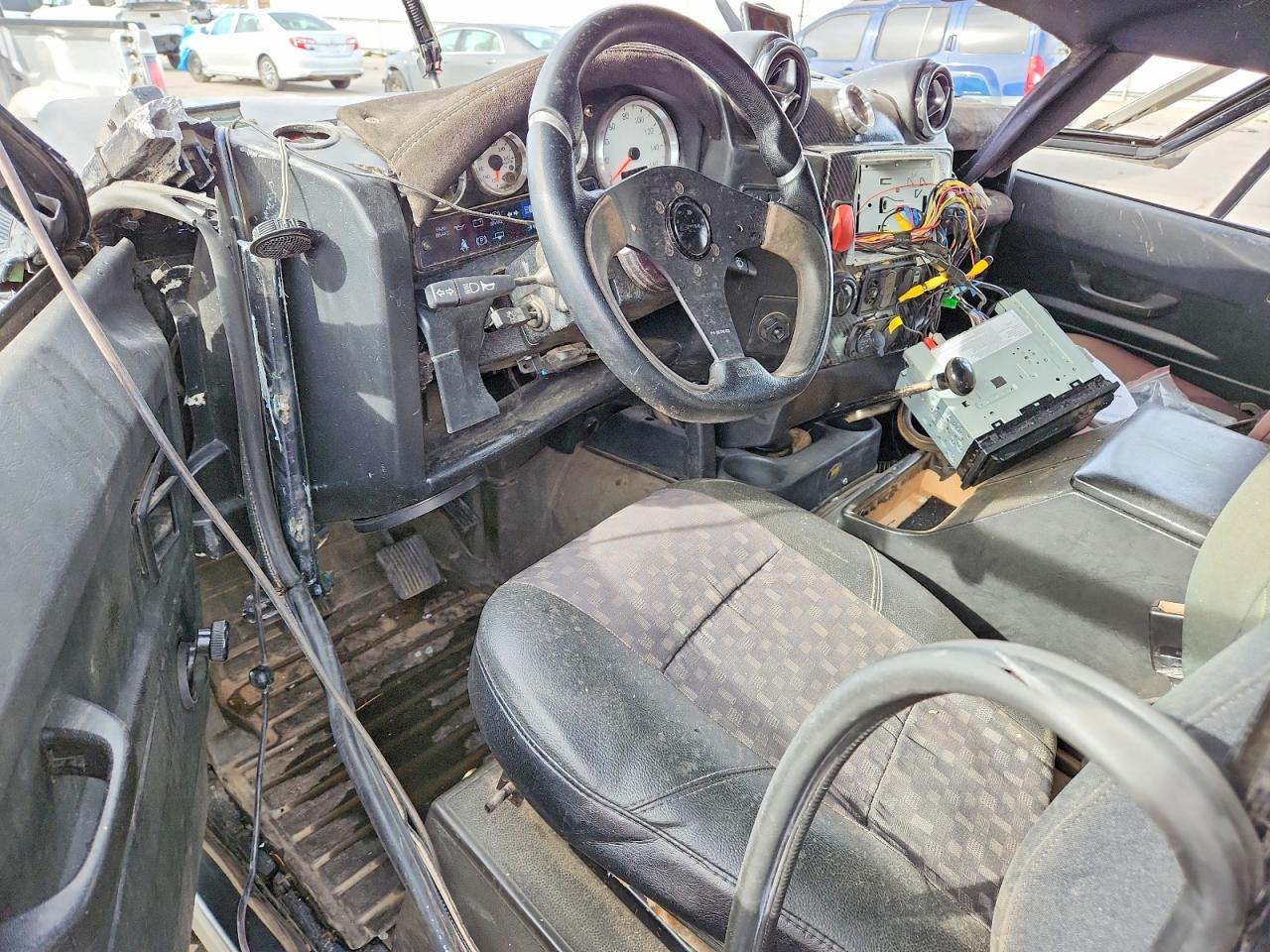 1992 Land Rover Defender Black vin: SALLDHAF71A918752