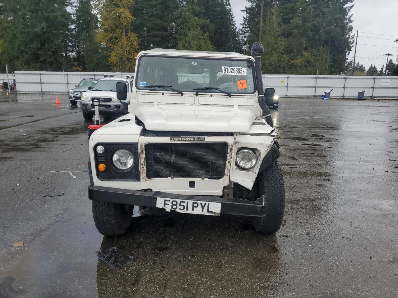 1989 Land Rover Defender 1 White vin: SALLDHMB7FA358810