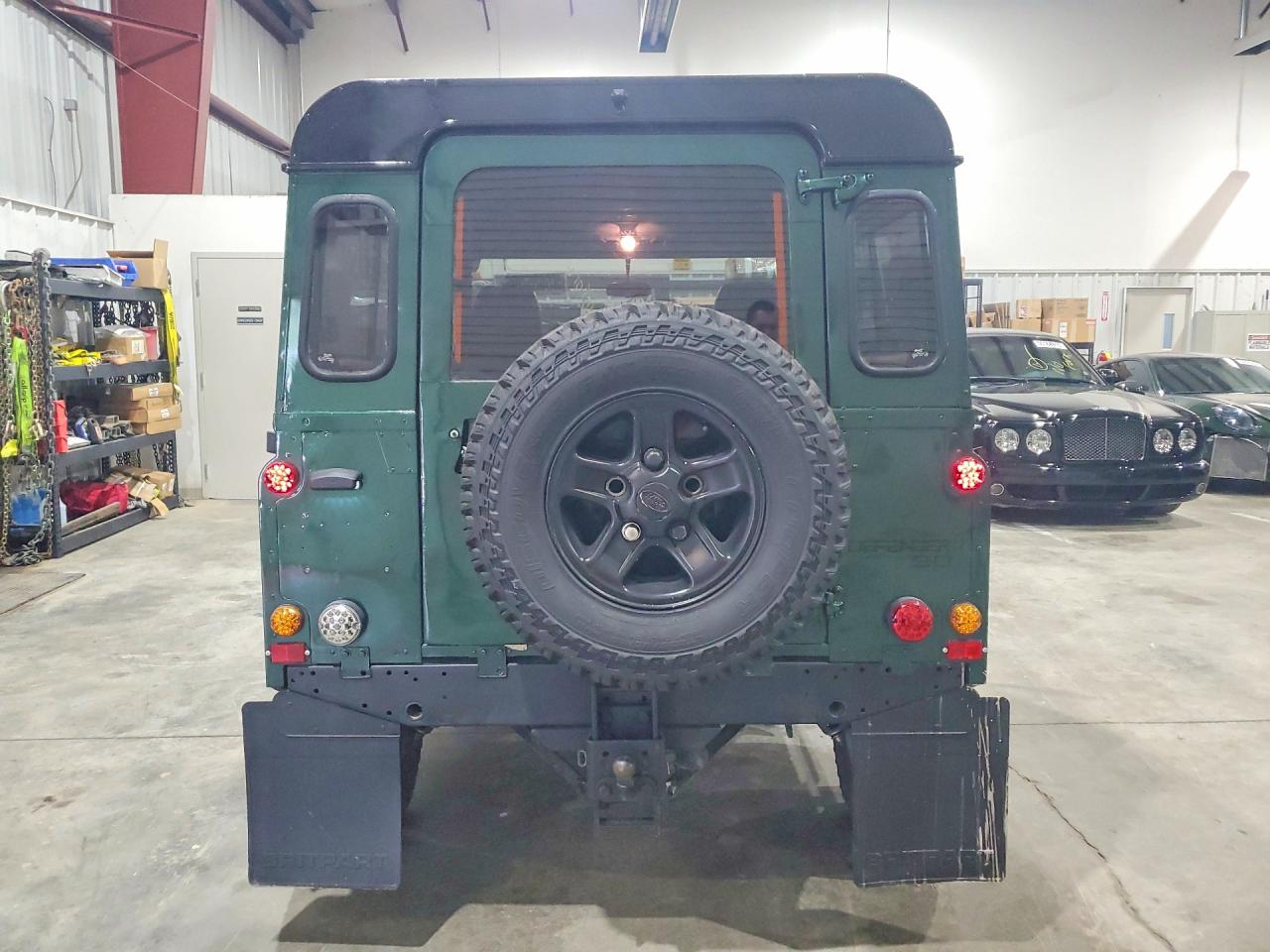 1993 Land Rover Defender 90 X-dynamic Se Green vin: SALLDVAF7KA921679