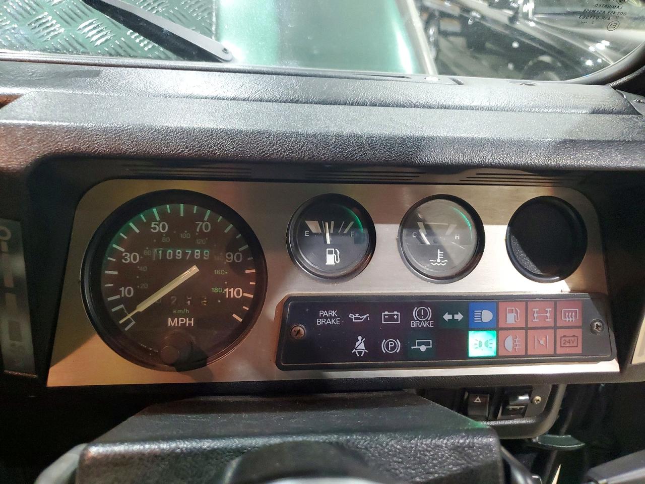 1993 Land Rover Defender 90 X-dynamic Se Green vin: SALLDVAF7KA921679