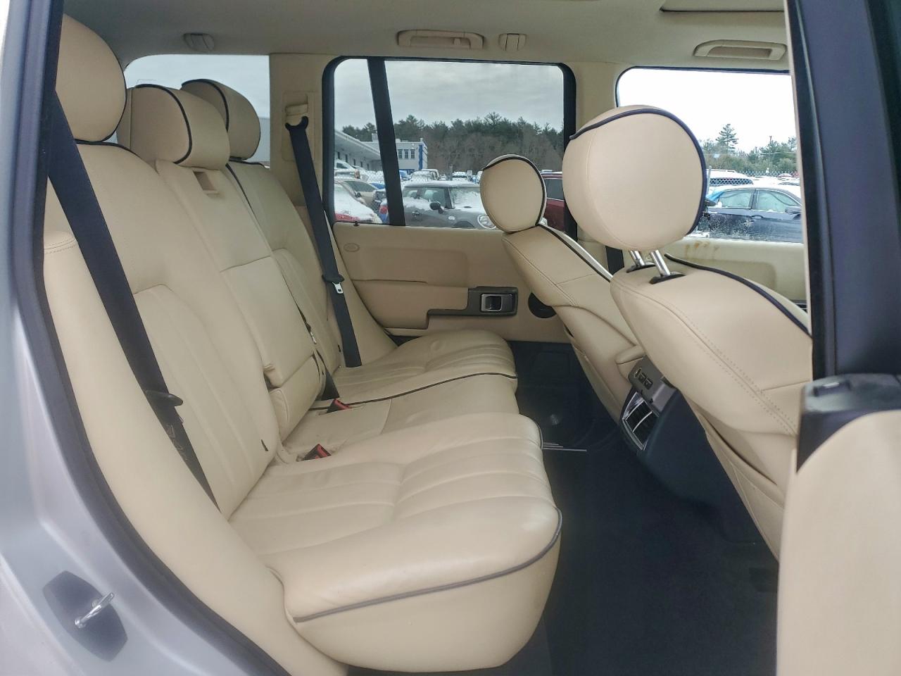 2004 Land Rover Range Rover Hse Silver vin: SALME11424A154759