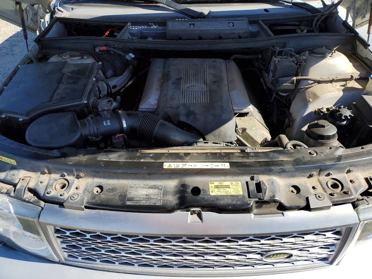 2005 Land Rover Range Rover Hse Серебряный vin: SALME11425A193093