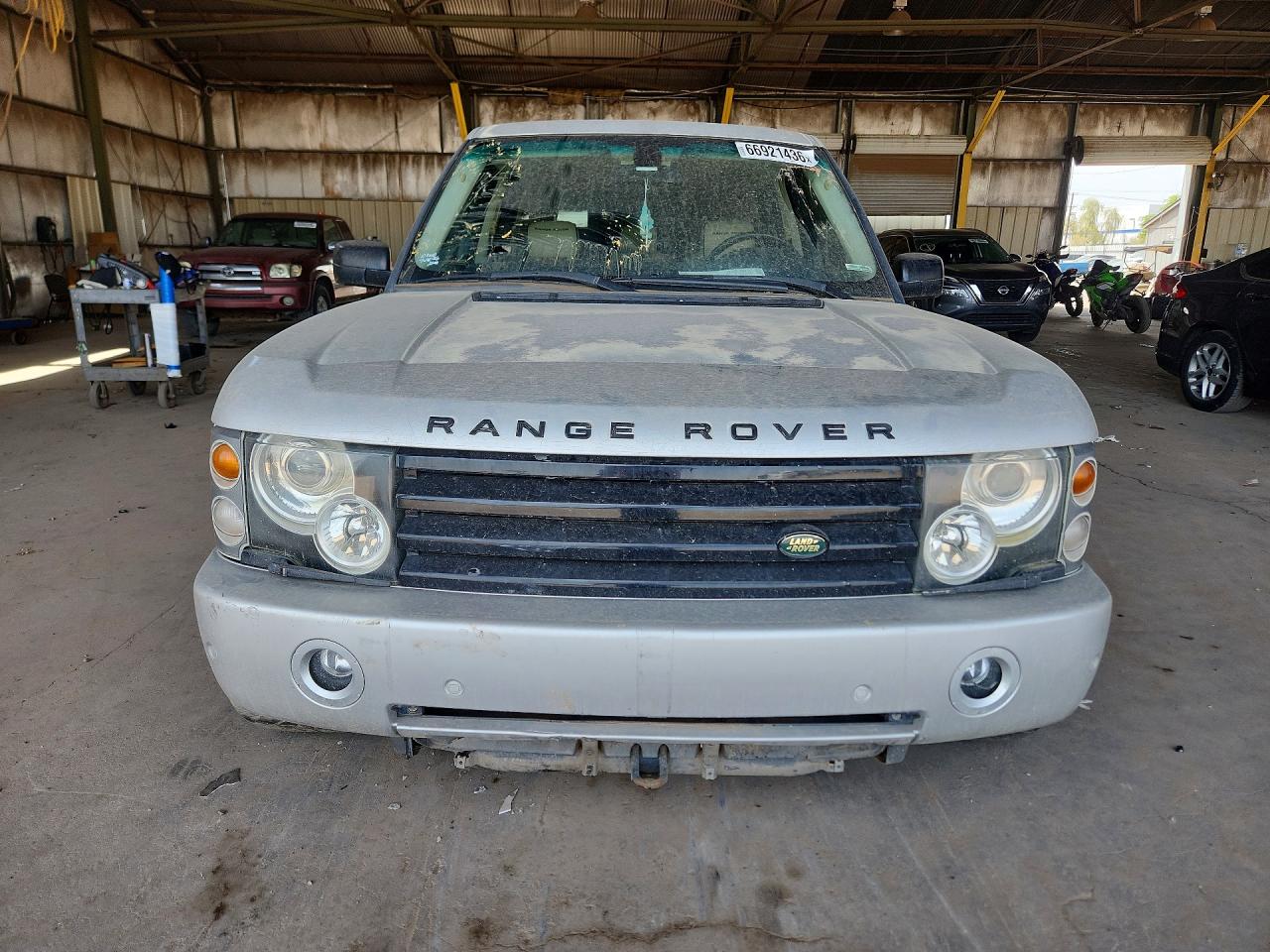 2005 Land Rover Range Rover Hse Silver vin: SALME11425A193403