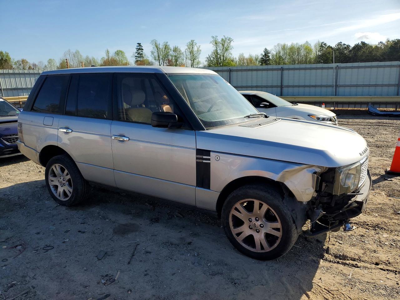 2005 Land Rover Range Rover Hse Silver vin: SALME11425A195975