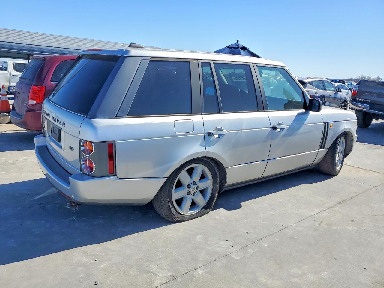 2005 Land Rover Range Rover Hse Silver vin: SALME11445A195038