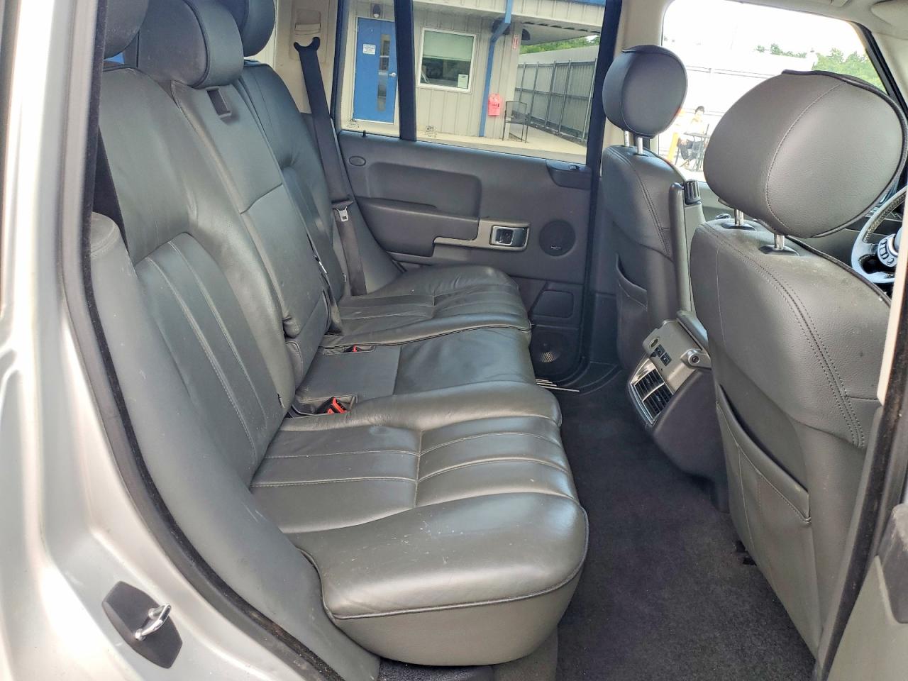 2004 Land Rover Range Rover Hse Silver vin: SALME11464A166655