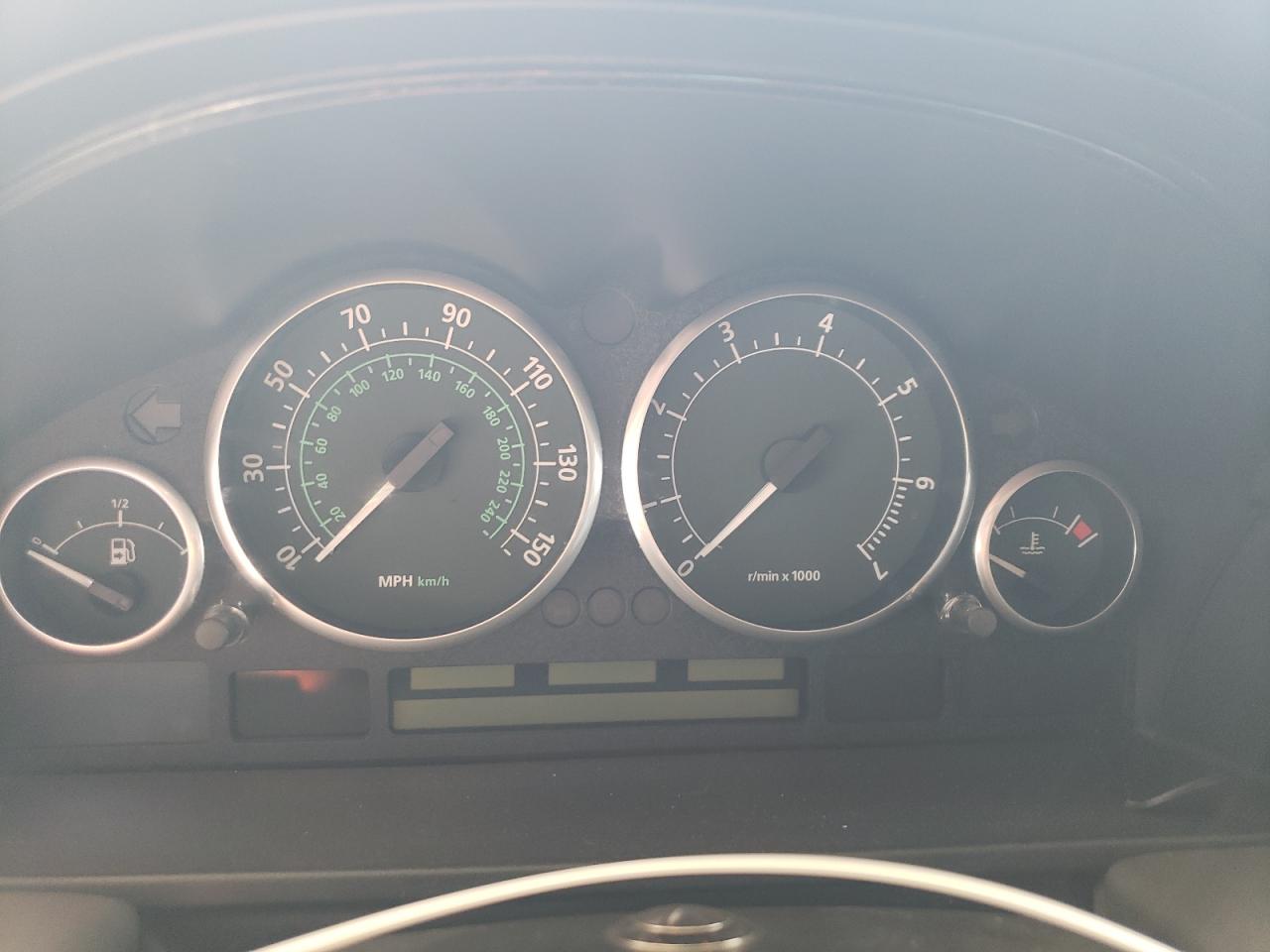 2005 Land Rover Range Rover Hse Silver vin: SALME11475A191761