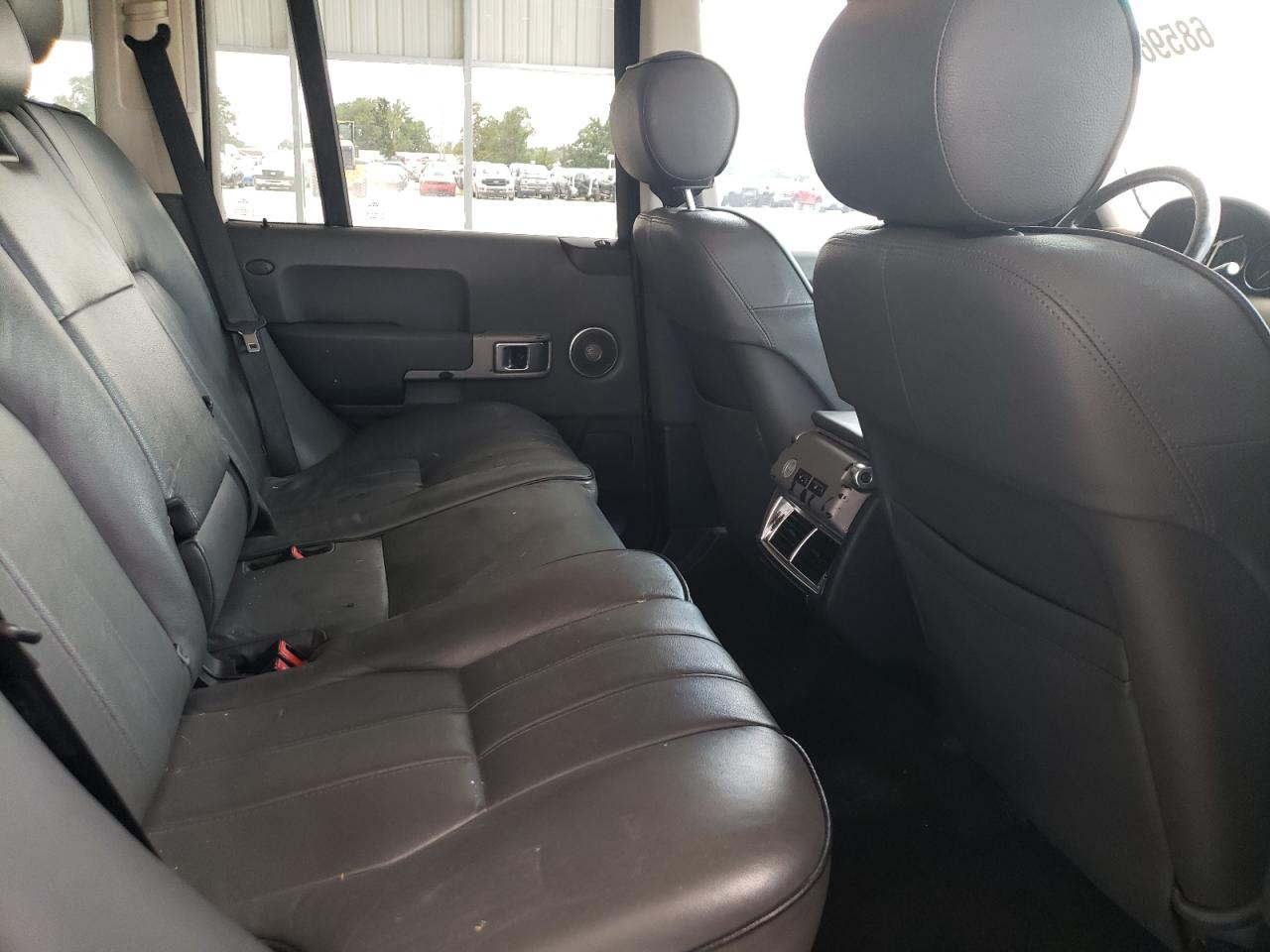 2005 Land Rover Range Rover Hse Silver vin: SALME11475A191761