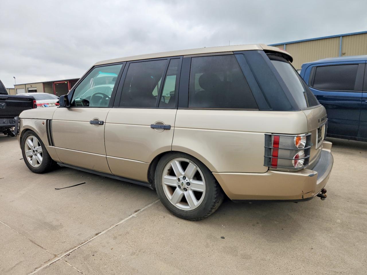 2003 Land Rover Range Rover Hse Gold vin: SALME11483A124471