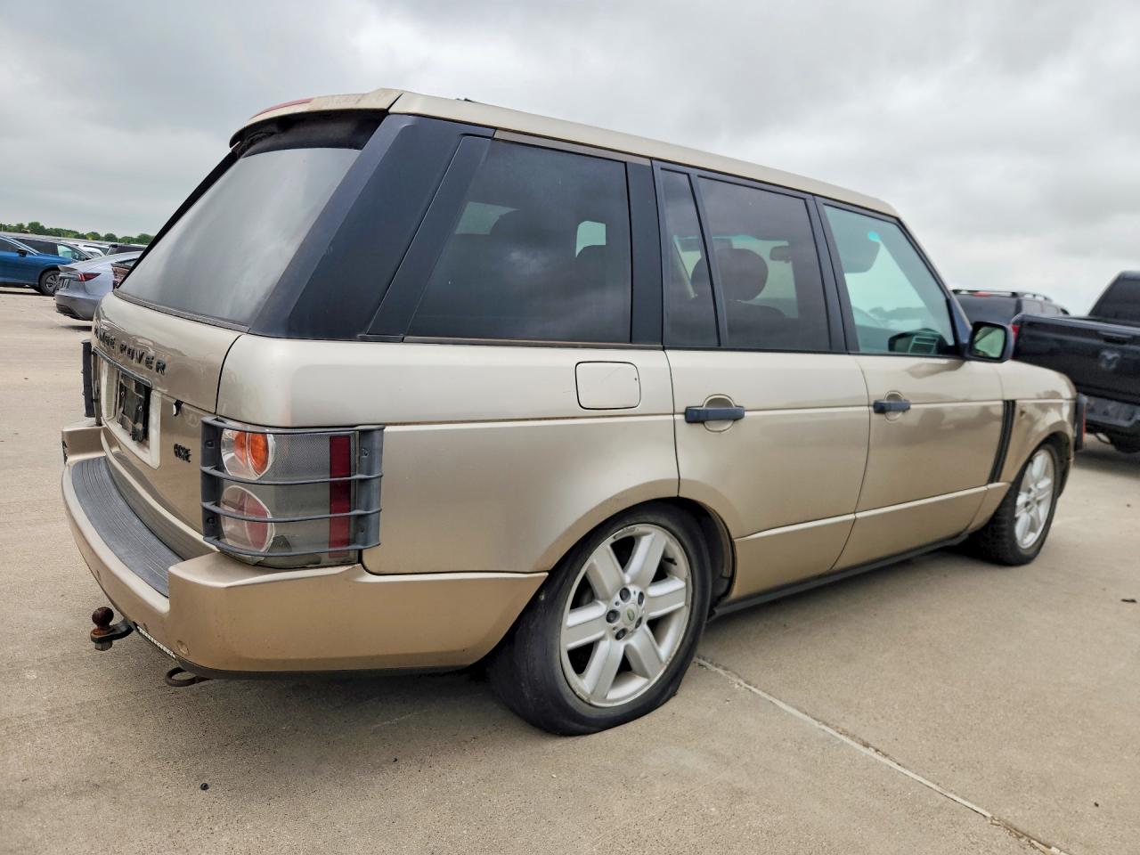 2003 Land Rover Range Rover Hse Gold vin: SALME11483A124471