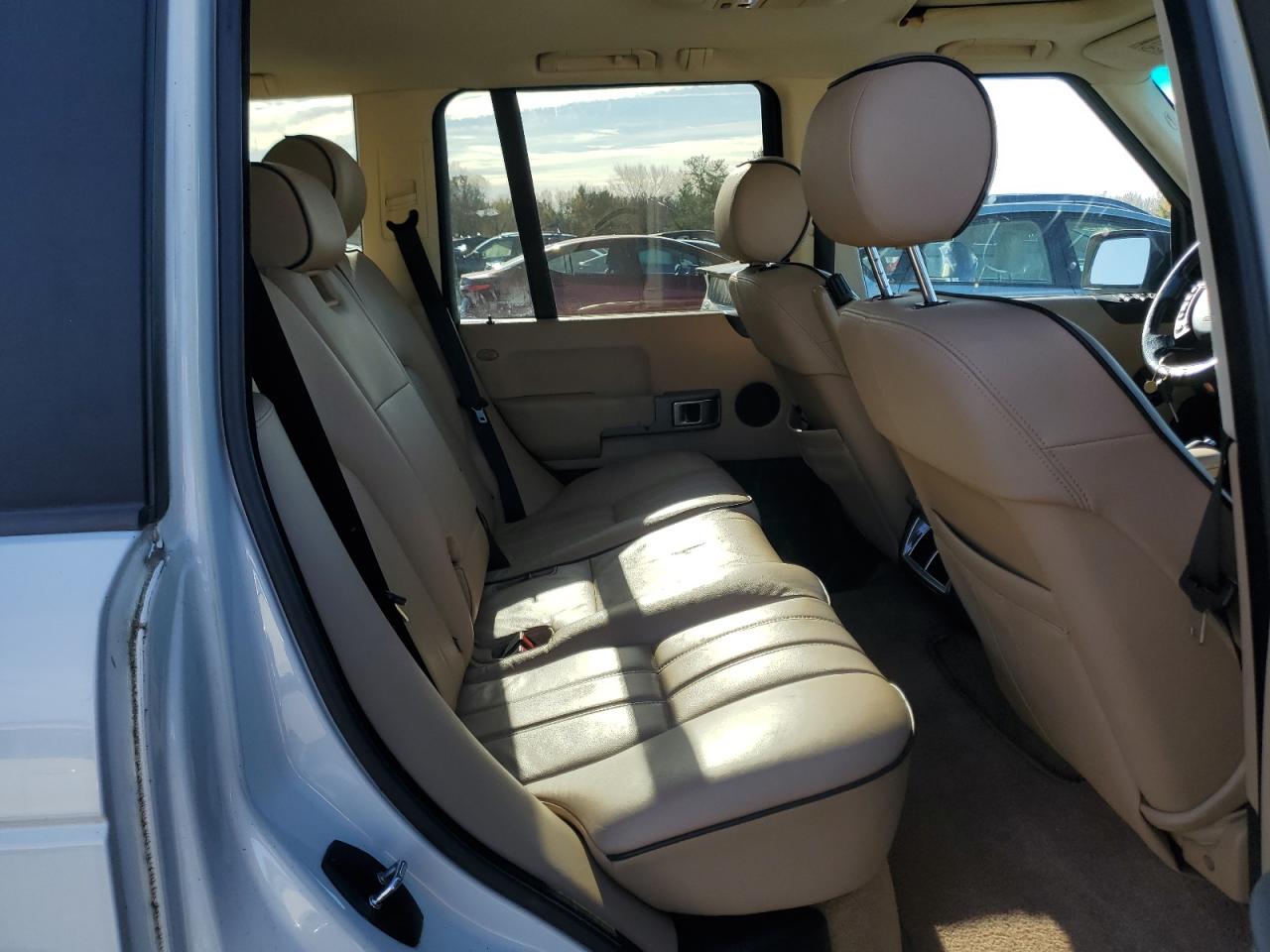 2004 Land Rover Range Rover Hse White vin: SALME11494A145525